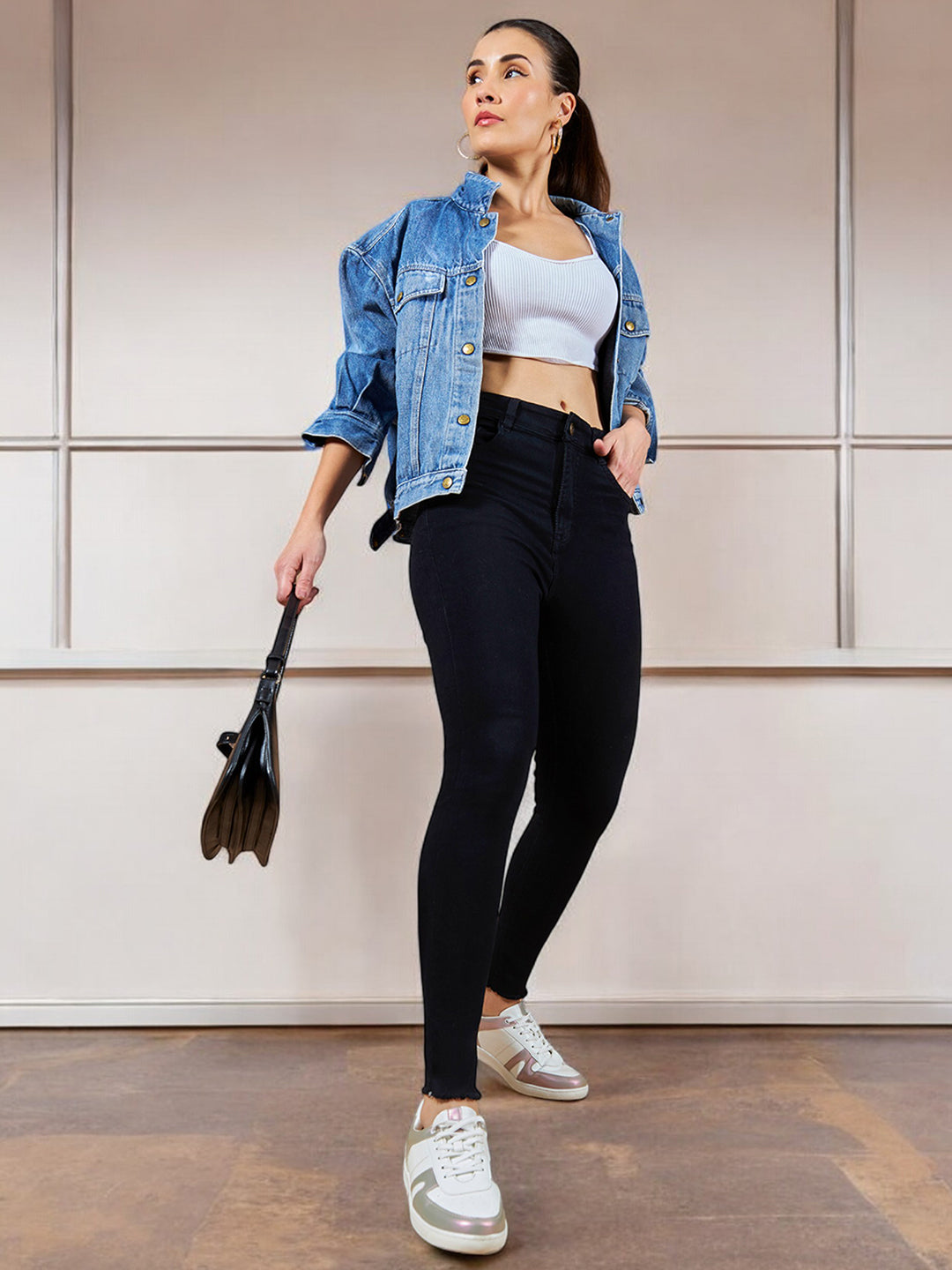 24/7 Comfort Black Skinny Fringed Detail High-Rise Cropped Stretchable Denim Jeans