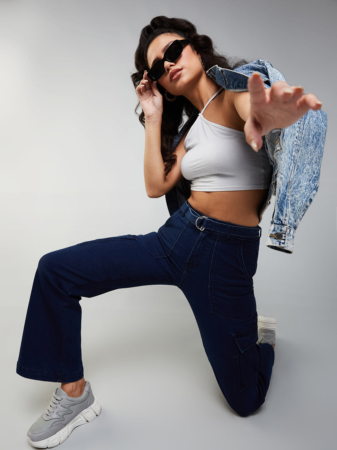 24/7 Comfort Navy Blue Wide-Leg High-Rise Clean-Look Regular Stretchable Cargo Denim Jeans