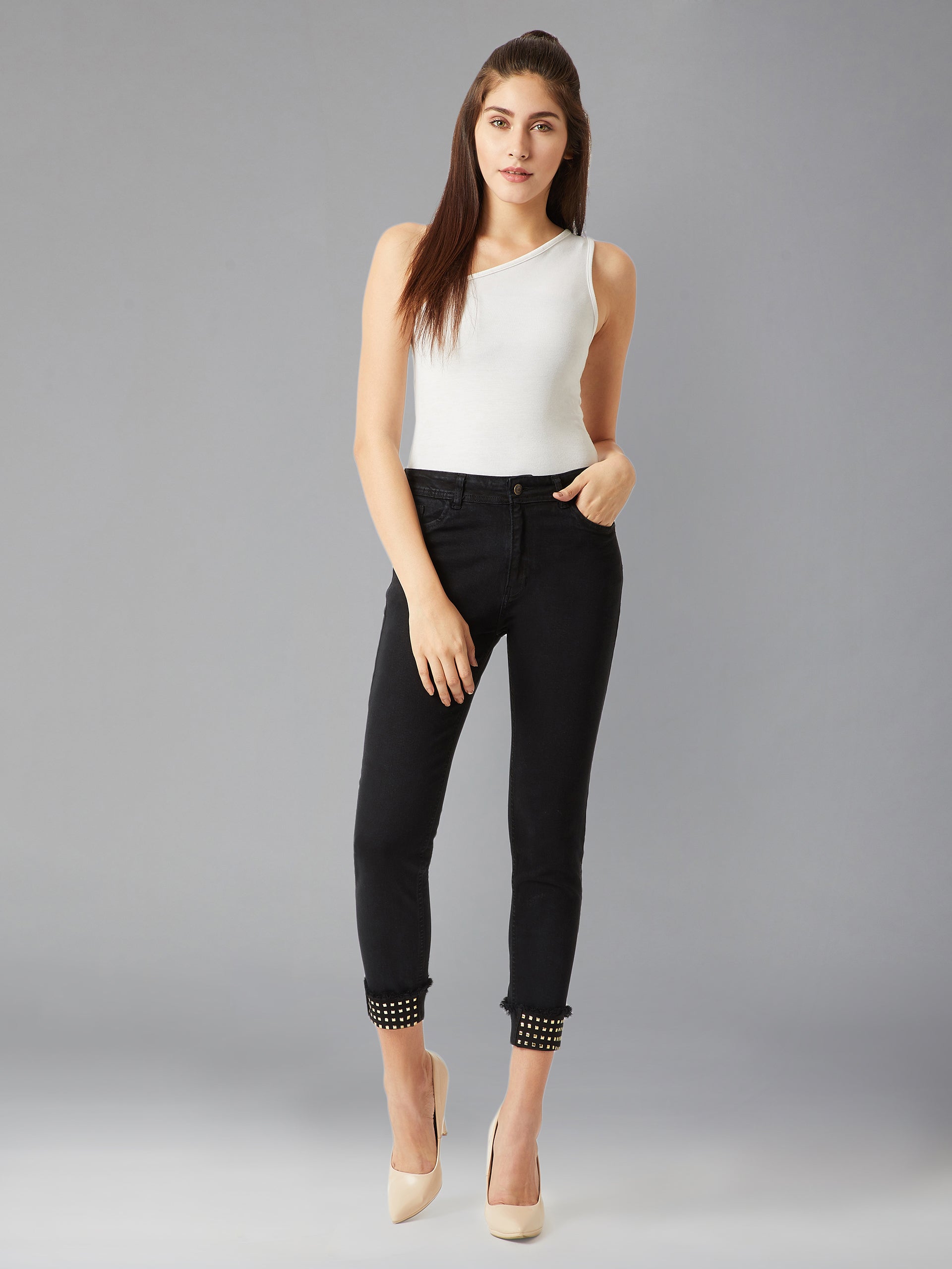 Women's Black Slim-Fit High-Rise Clean-Look Regular Length Embellished Stretchable Denim Jeans