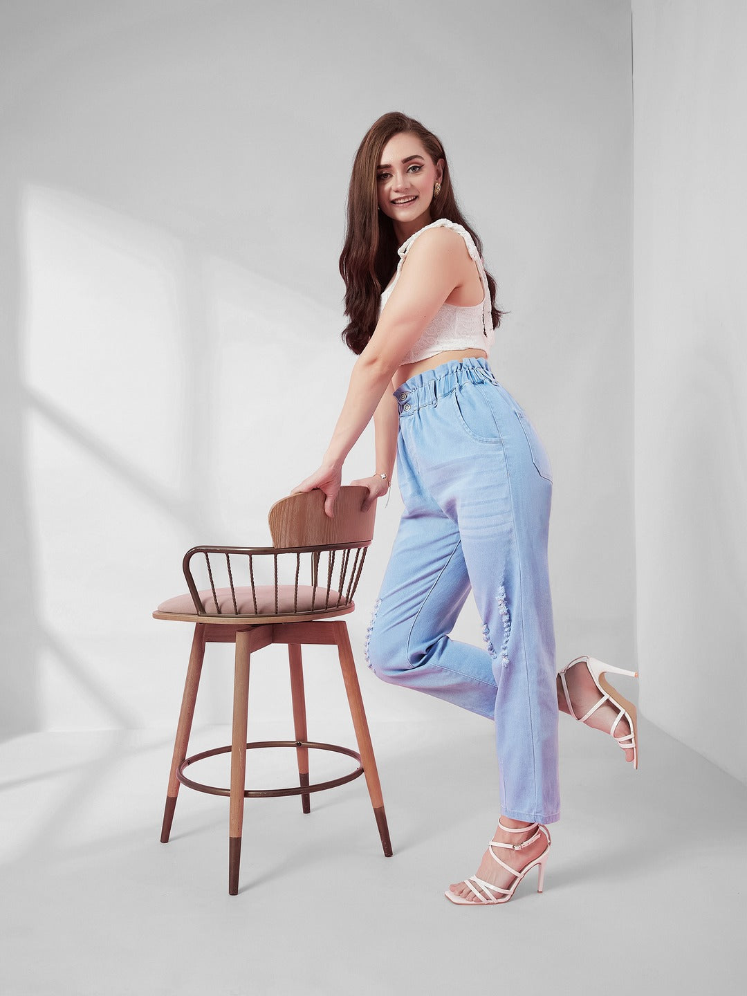 Light Blue Mom Jeans high-rise Mild Distress Regular Stretchable Denim Jeans for Women