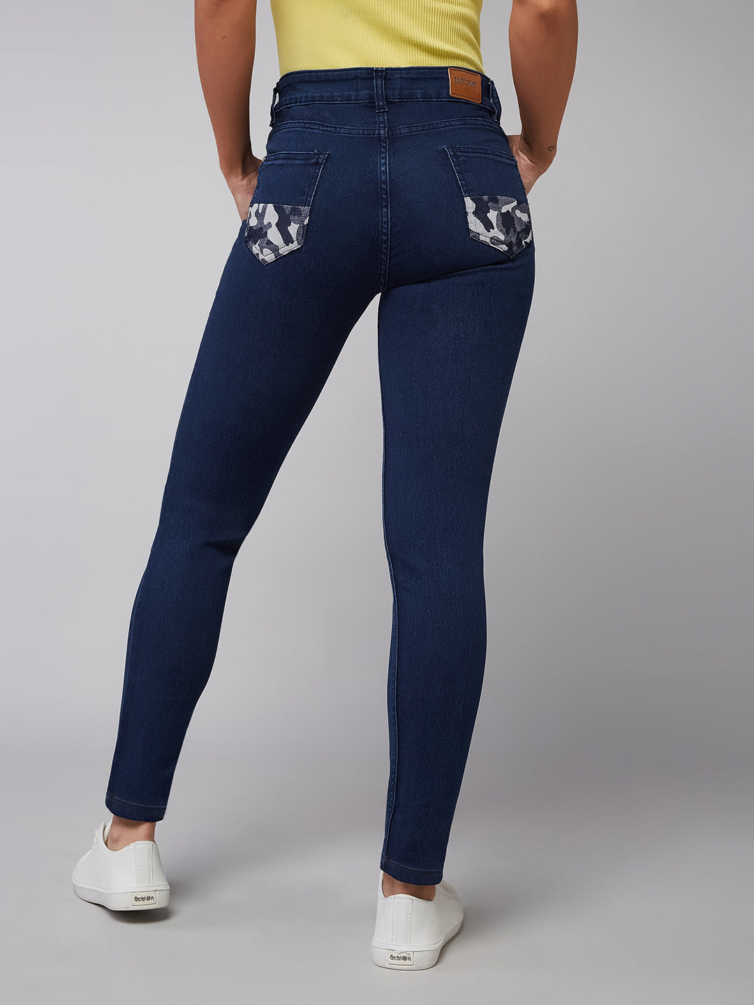 CHASEstretch™ Navy-Blue Skinny-Fit Mid-Rise Denim Jeans