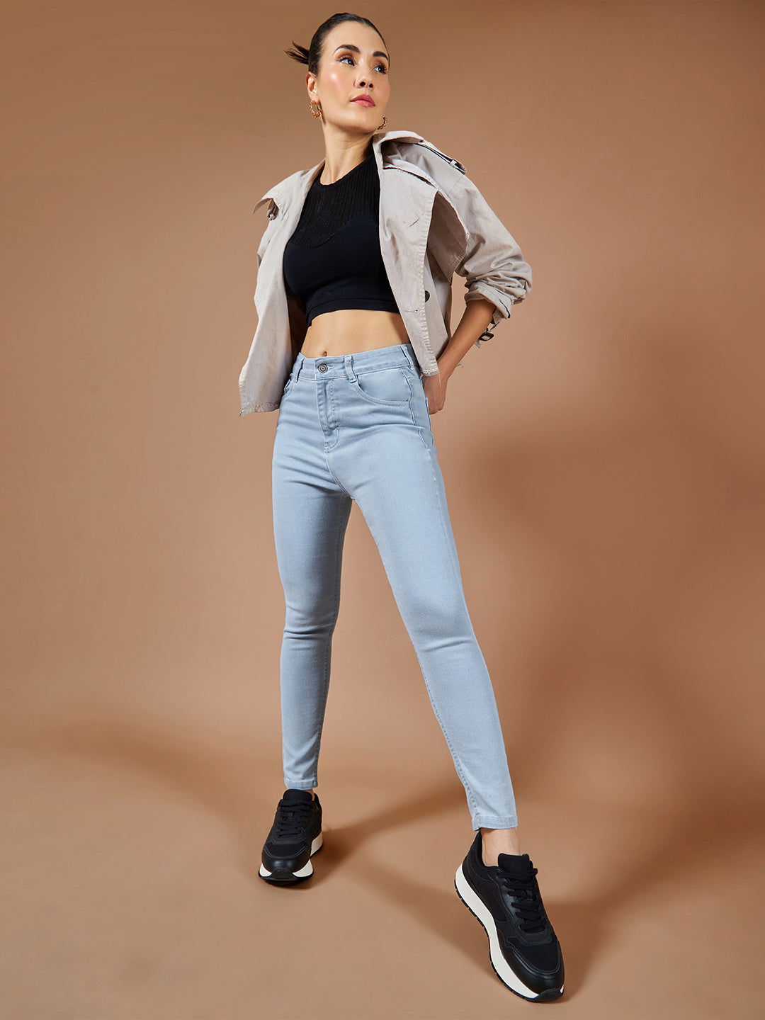 24/7 Comfort Light Blue Skinny Fringed Hemline Detailing High-Rise Cropped Stretchable Denim Jeans