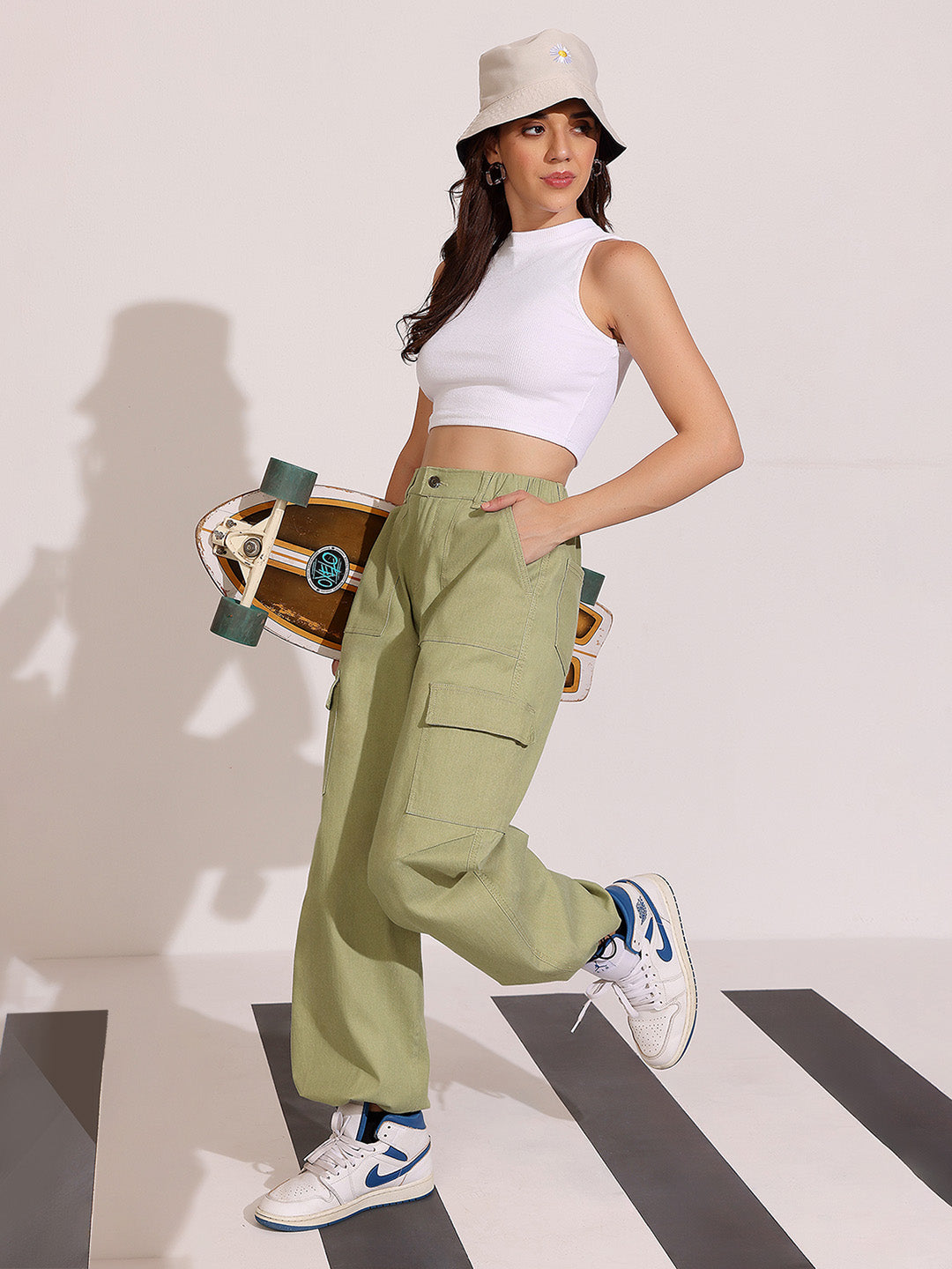 Olive Wide-Leg High-Rise Clean-Look Regular Stretchable Denim Denim Pant for Women