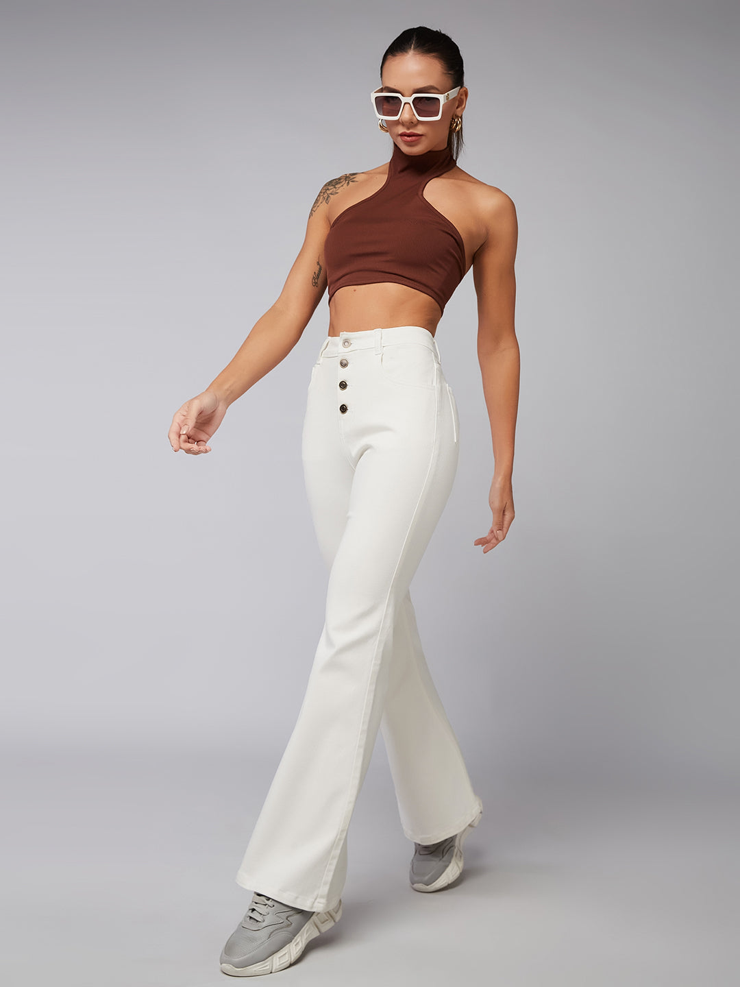 24/7 Comfort White Bell-Bottom Bootcut Hourglass High-Rise Stretchable Denim Jeans