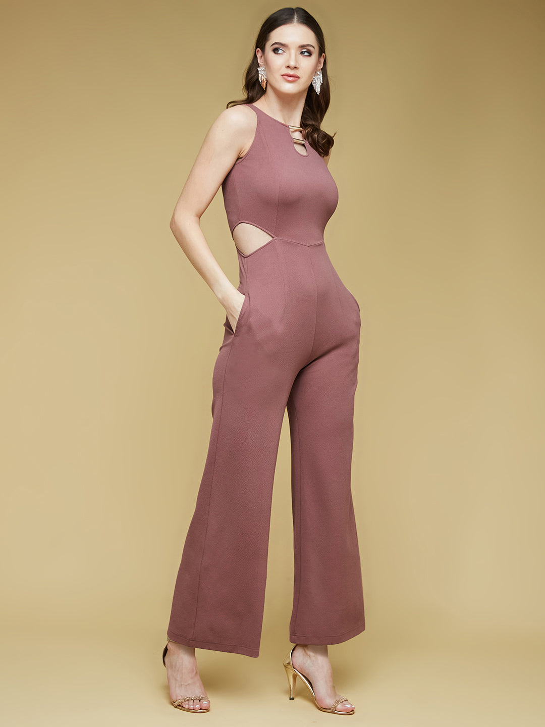 Crease Ease Women's Mauve Round Sleeveless Polyester Solid Waist Cut-Out Regular Jumpsuit