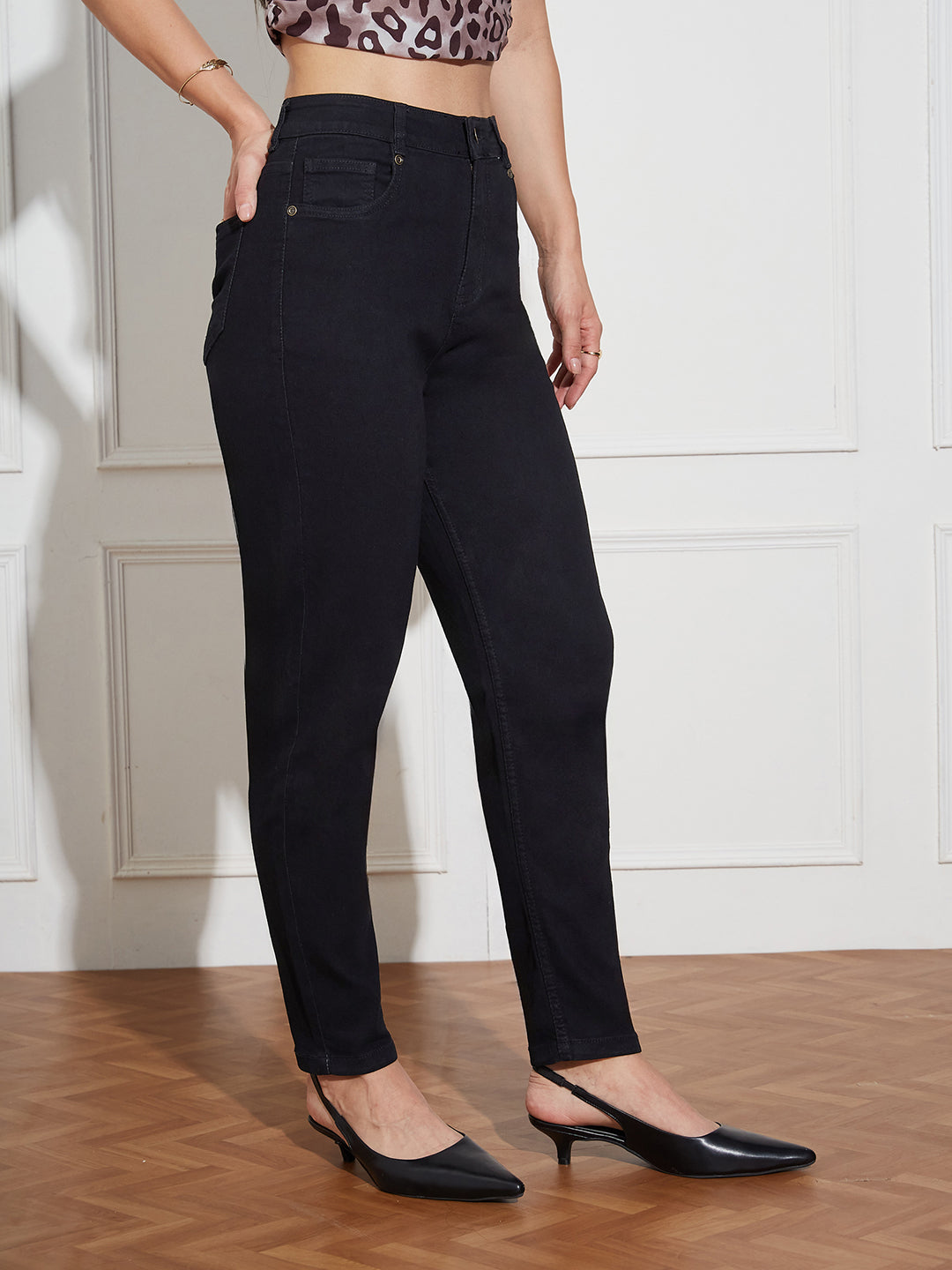 Women's Black High Rise Clean Look Regular-Length Stretchable Denim Mom's Jeans