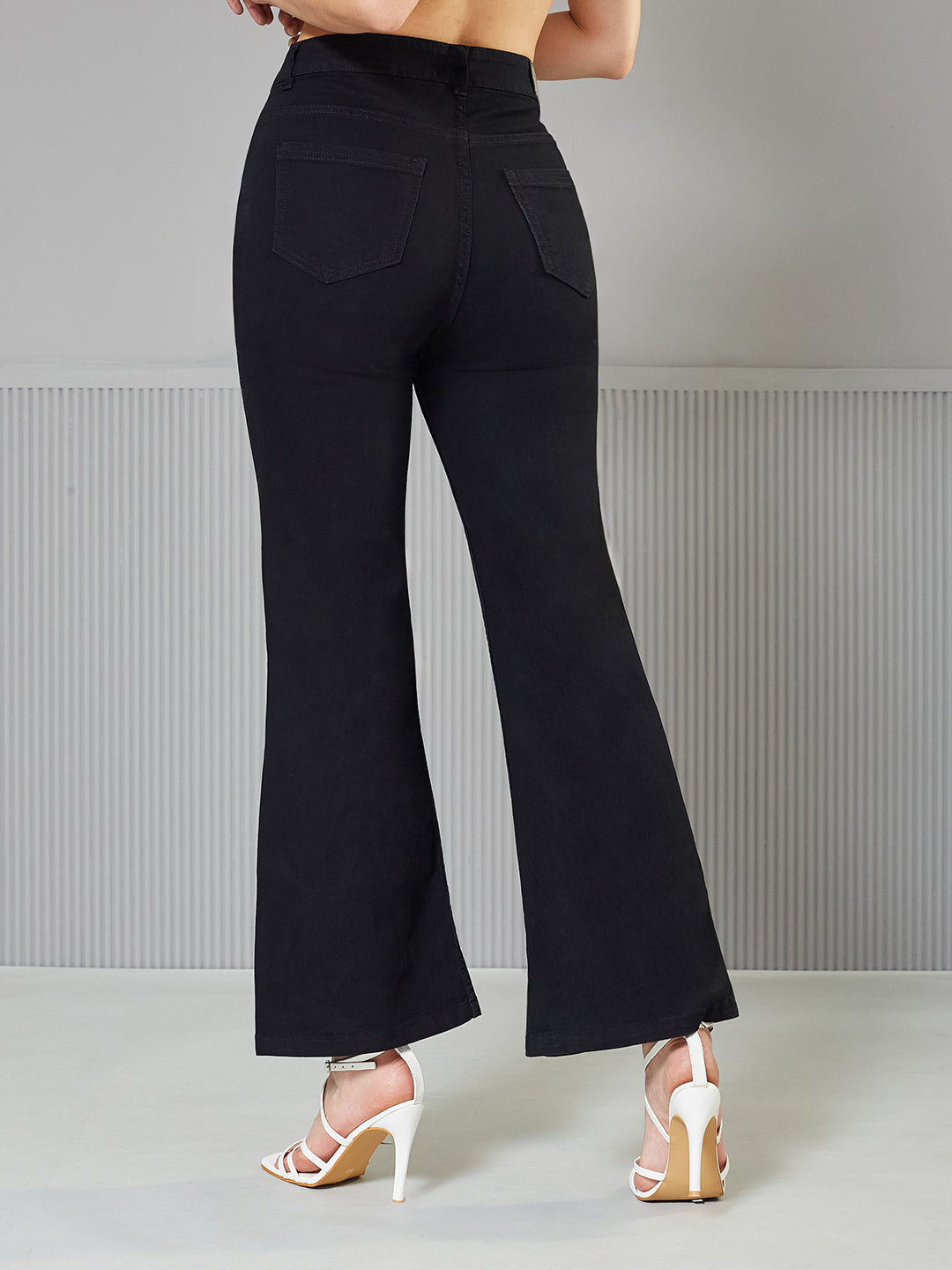 Women's Black Bootcut High-Rise clean-look Regular Stretchable Denim Jeans