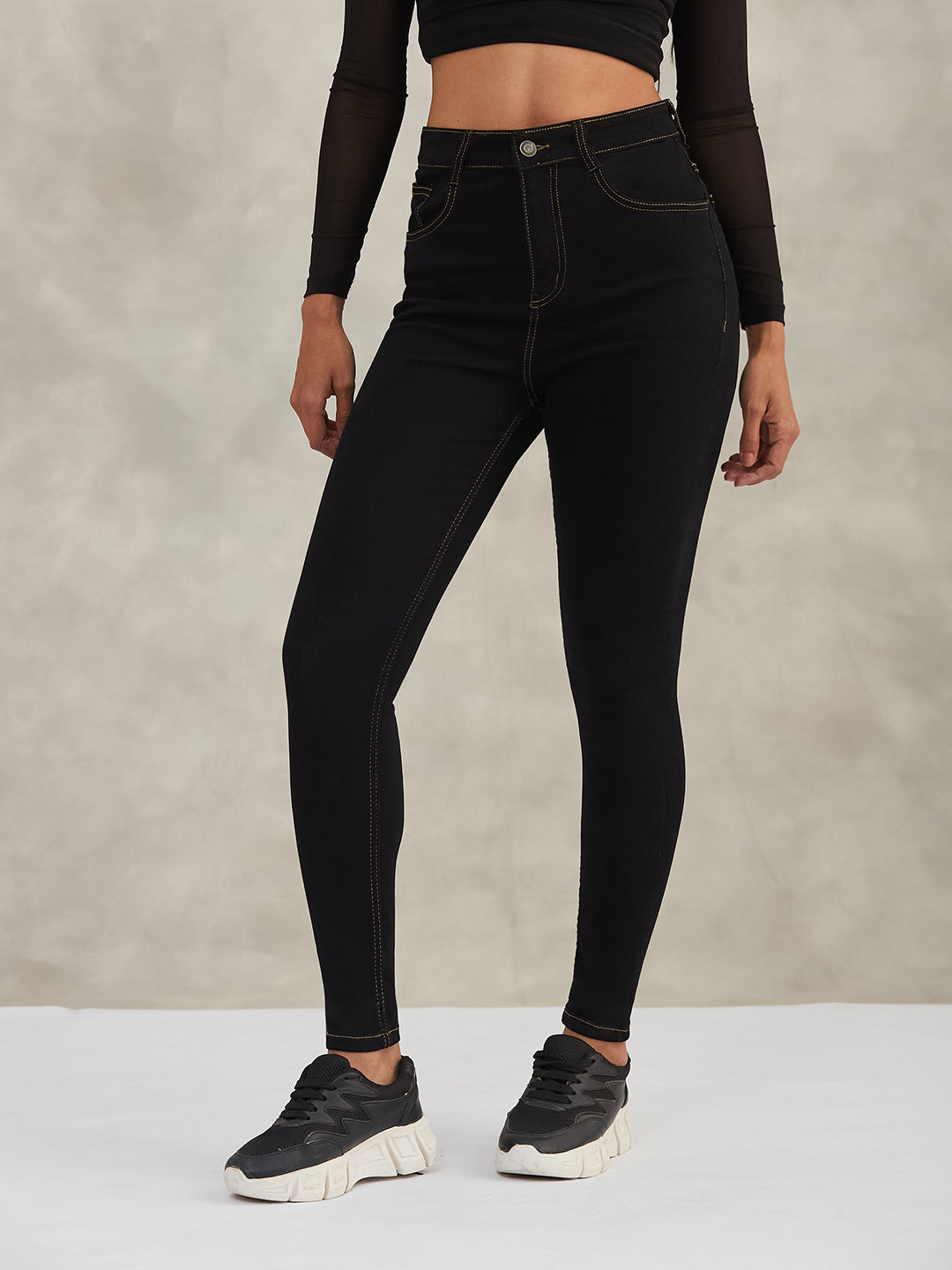 Women's Black Skinny High-Rise Stretchable Denim Jeans