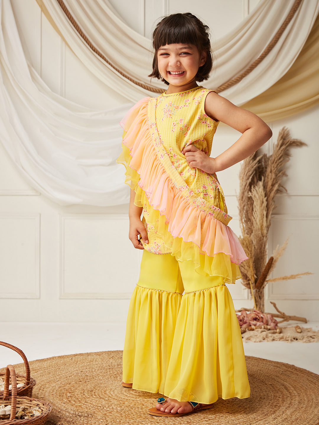 Multicolored-Base-Yellow Round Sleeveless Embellished Short-Sleeve Regular-Length Kurta Set