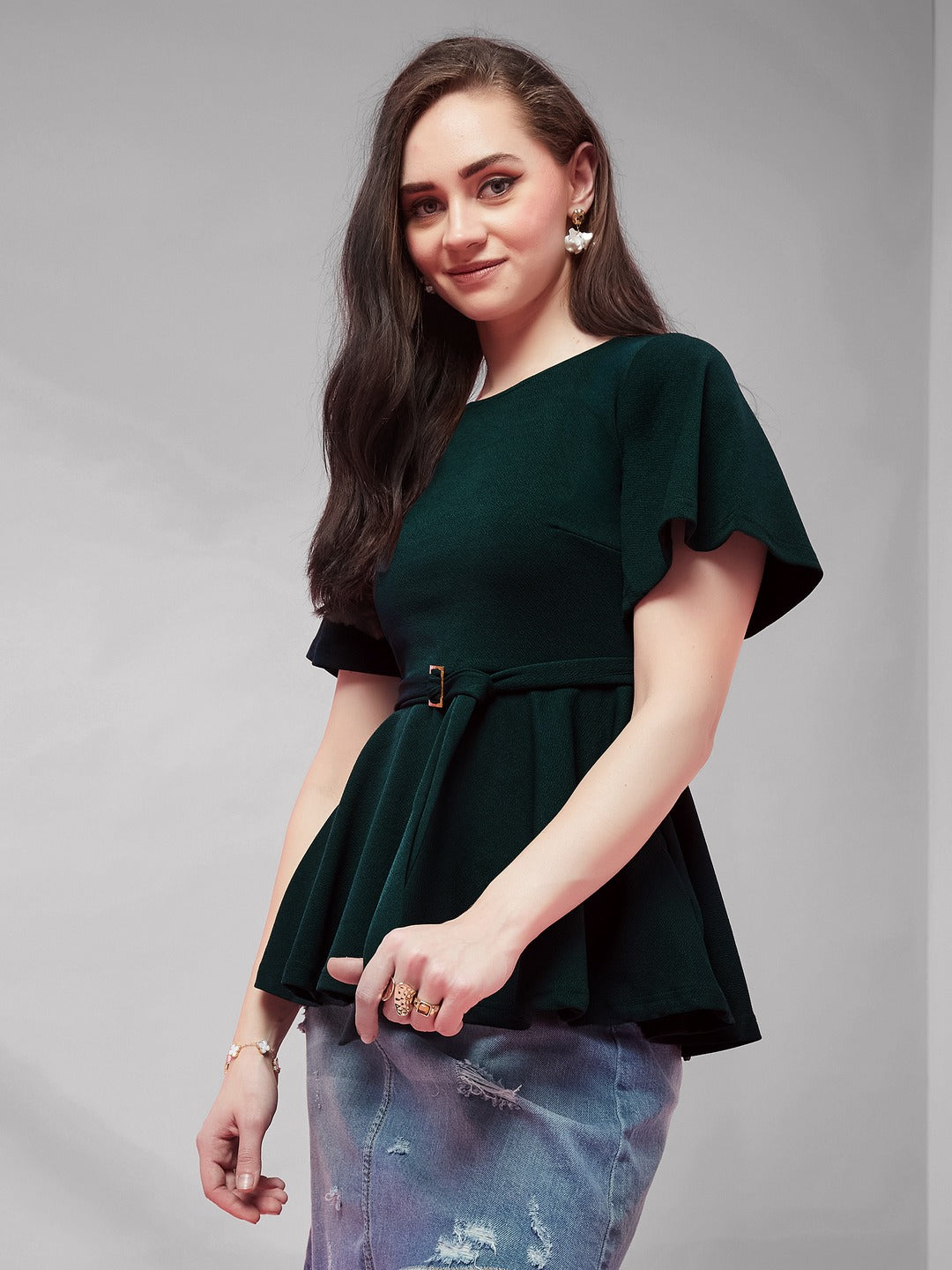 Green Solid Polyester Slim Fit Round Neck Short Sleeve Regular Length Top for Women
