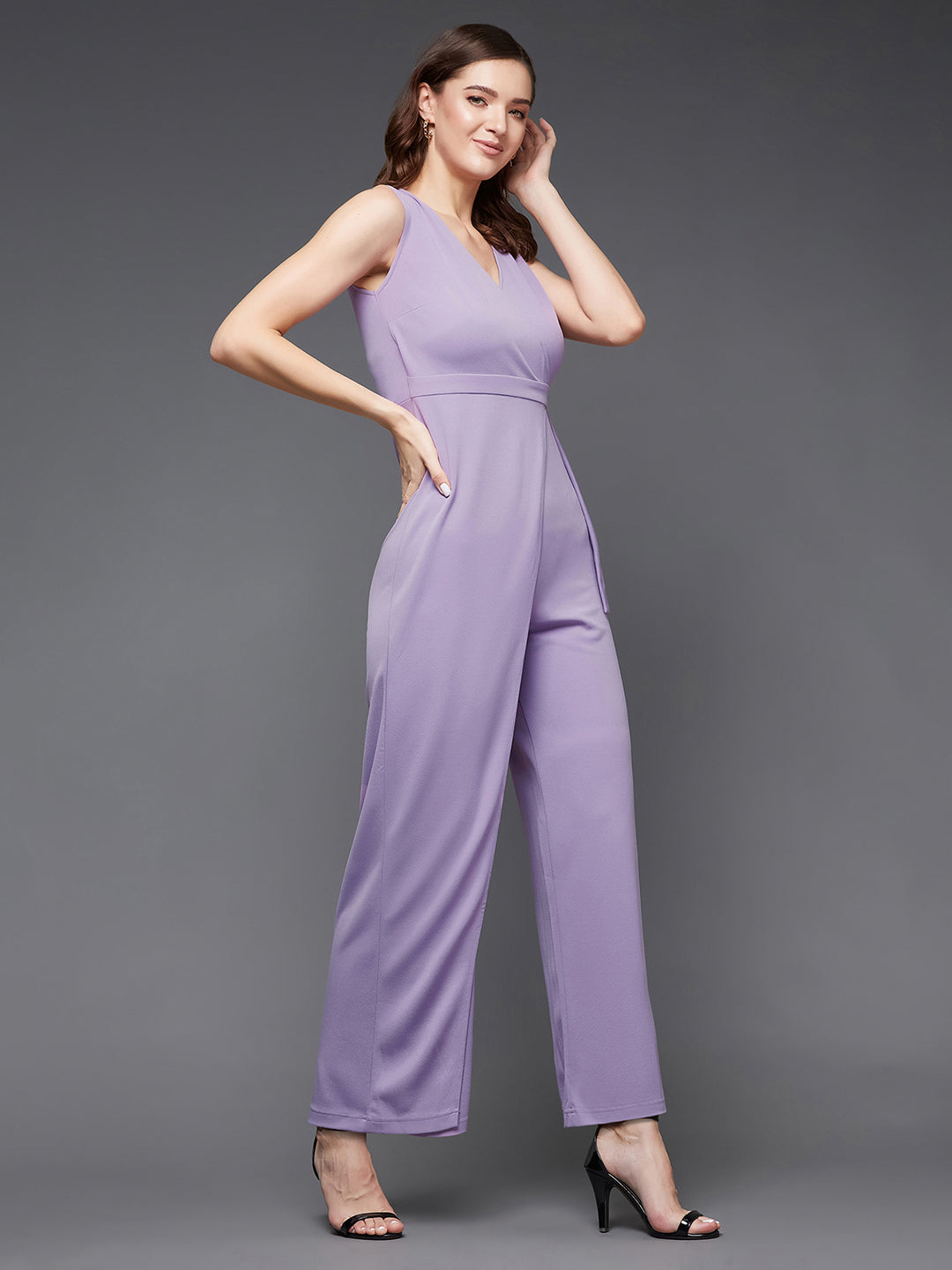 Women's Light Lavender V-Neck Sleeveless Solid Wrap Regular Length Jumpsuit