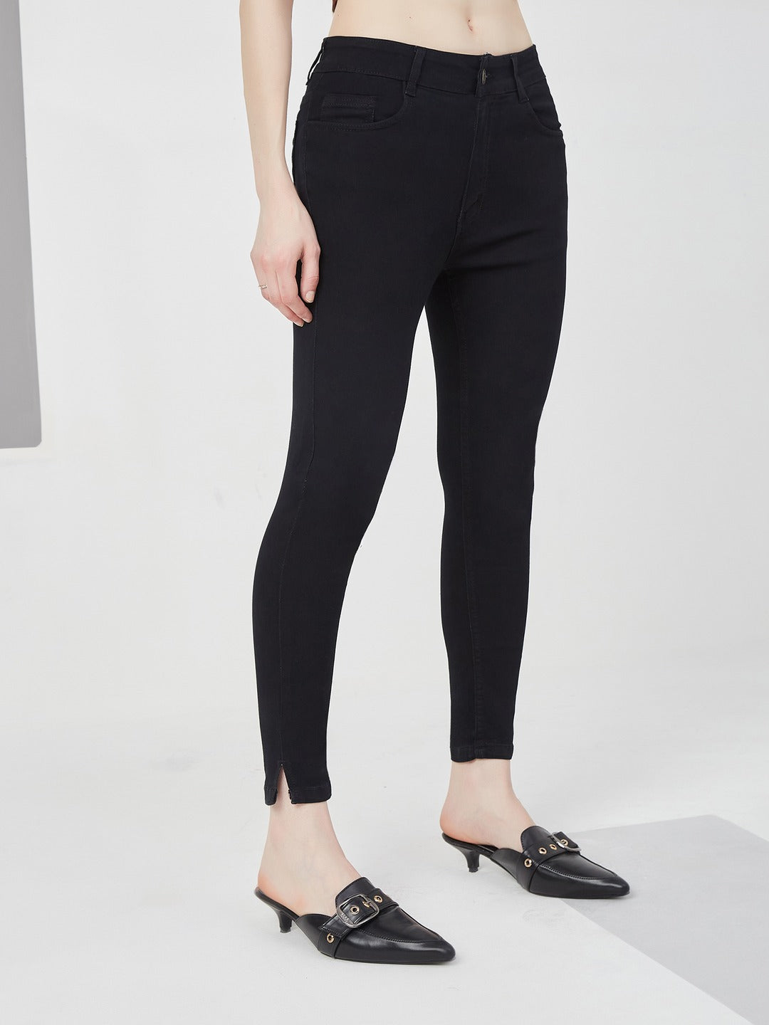 Black Skinny high-rise Cropped Stretchable Denim Jeans for Women
