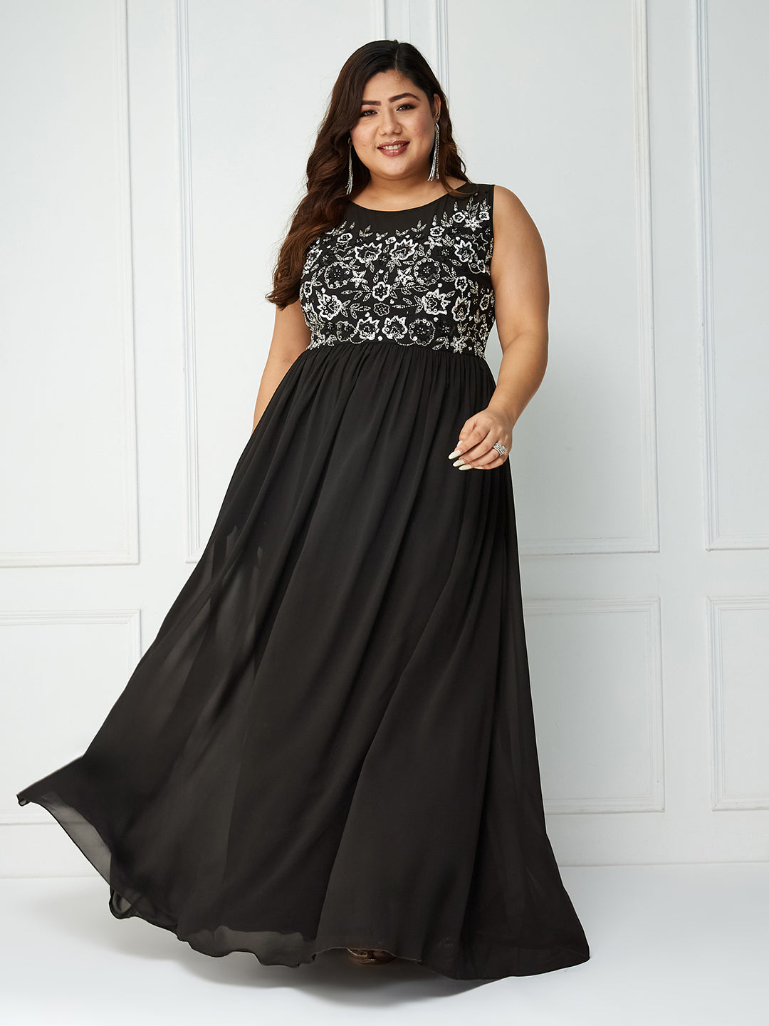 Body Bliss Black Solid Sequin Embroidery Maxi Dress