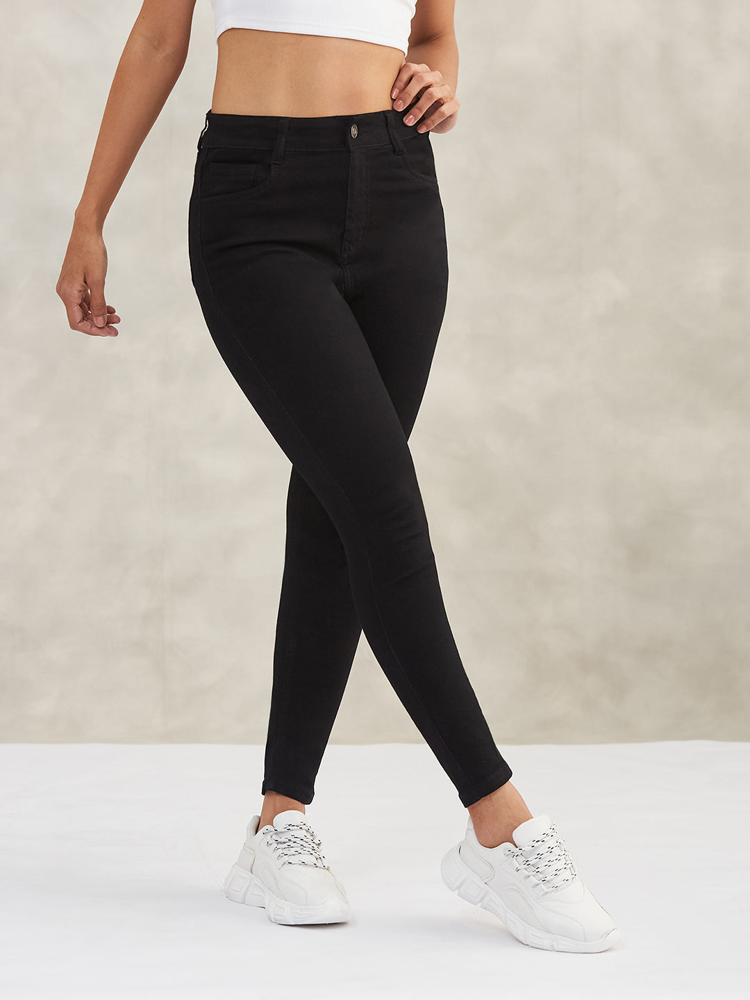 Women's Black Skinny High-Rise Stretchable Denim Jeans
