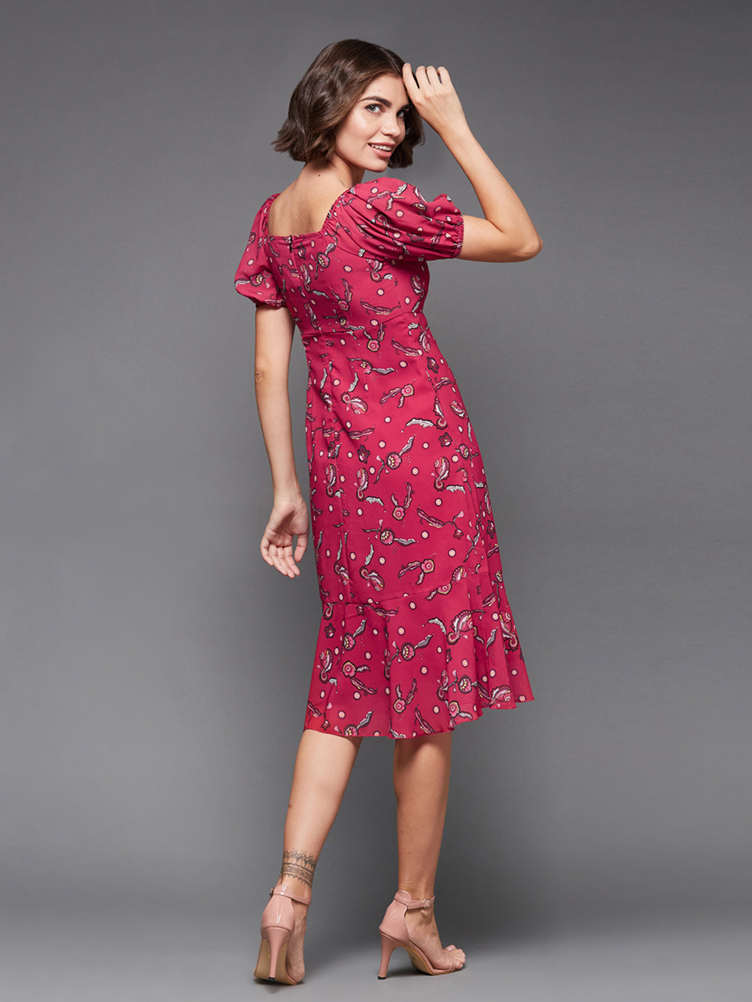 Women's Multicolored-Base-Dark Pink Sweetheart Half Sleeve Floral Fit & Flare Midi Dress
