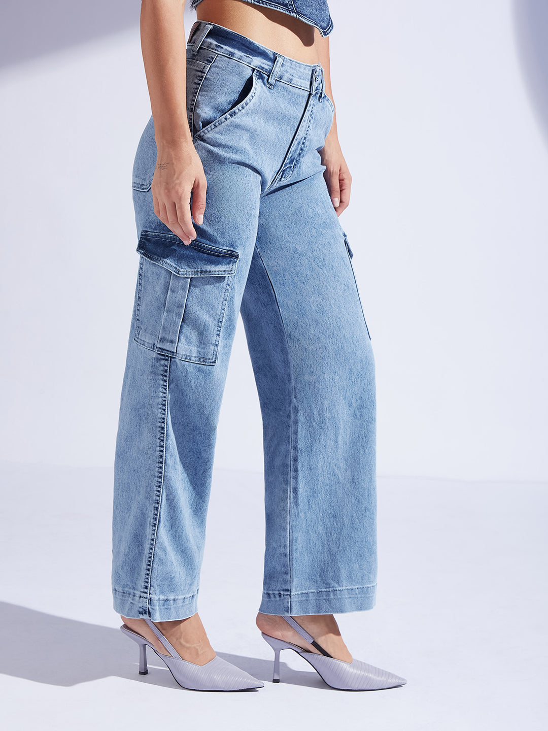 Women's Light Blue Wide-Leg High-Rise Clean-Look Regular-Length Stretchable Flared Cargo Style Denim Jeans