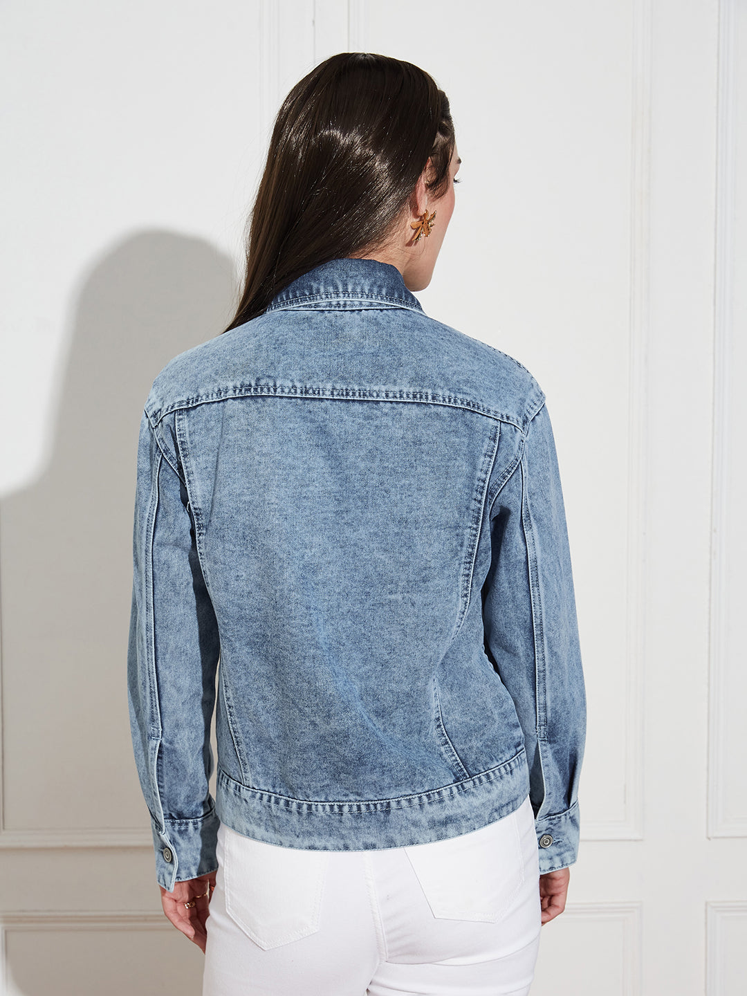 Women's Light Blue Collared Full Sleeve Solid Classic Regular Length Denim Jacket