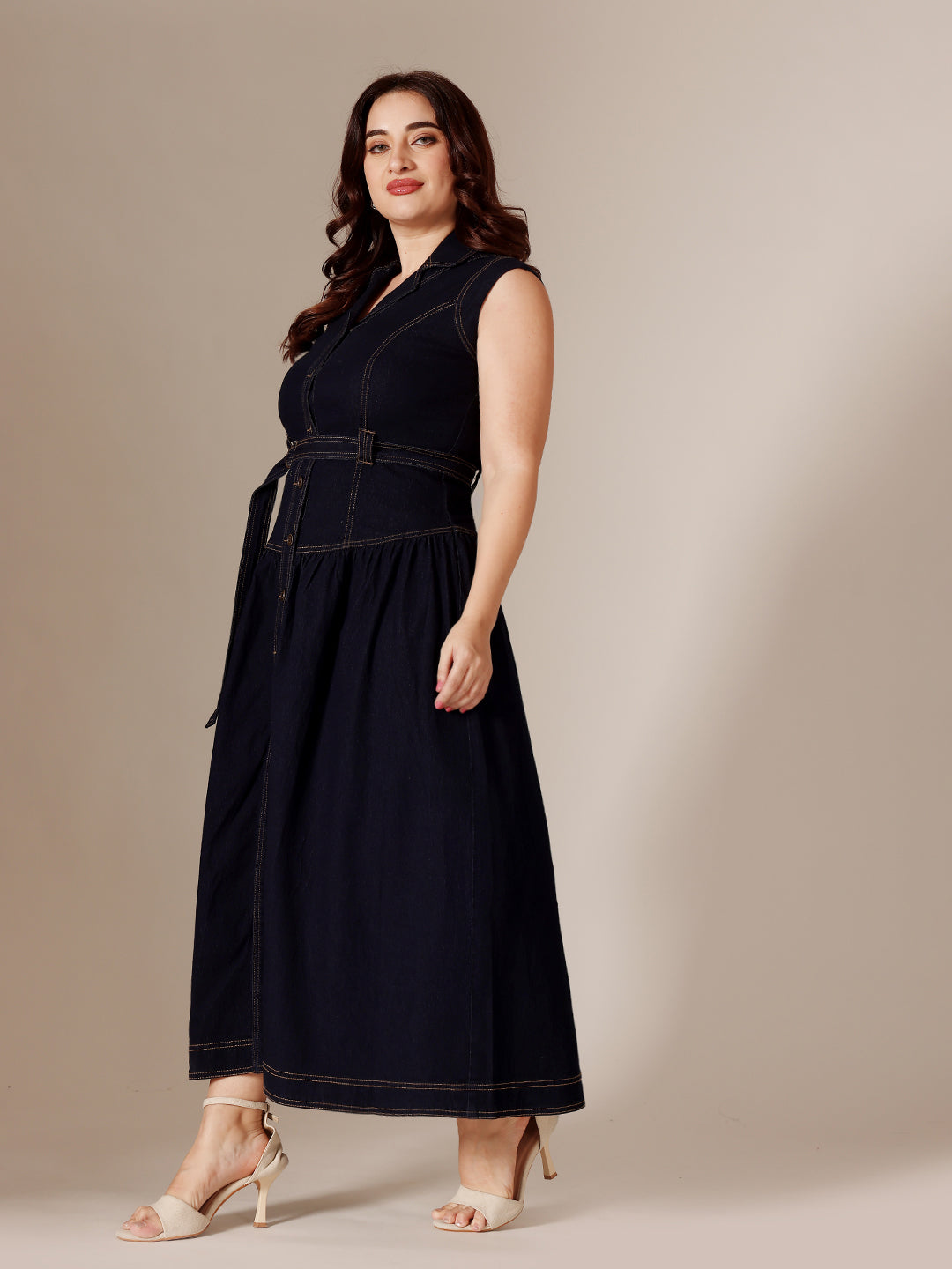 Dark Blue Lightweight Denim Maxi Shirt Dress with Notched Collar and Drop Waist, Sleeveless Fit & Flare for Women