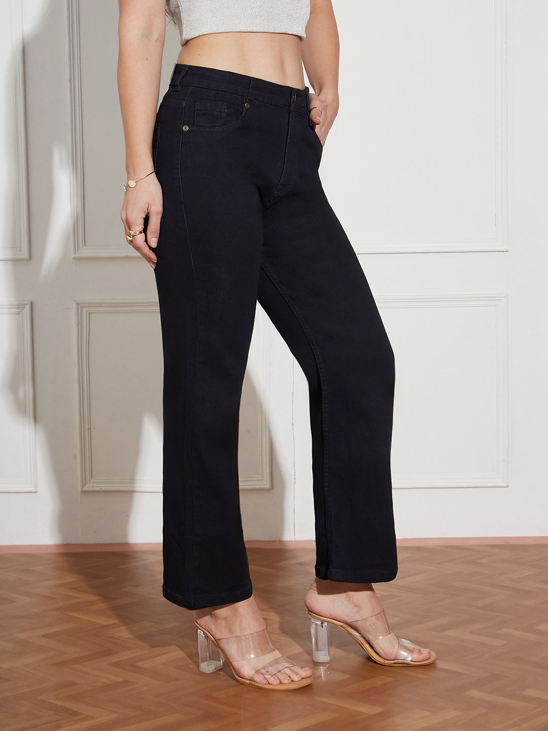 Black Straight-Fit Mid Rise Clean Look Cropped Stretchable Denim Jeans for Women