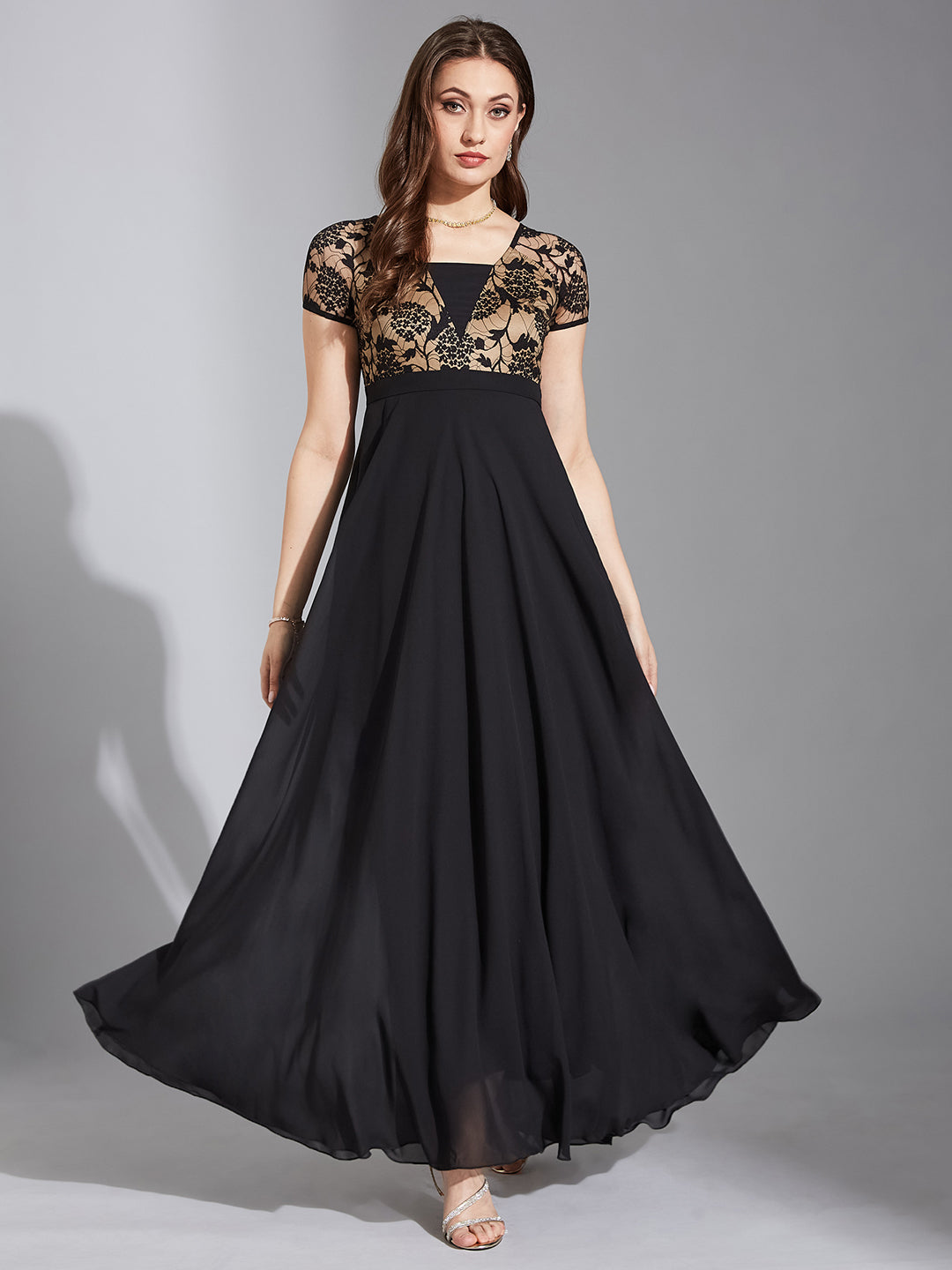 Black Short Sleeves Lace Fit and Flare Maxi Dress Long Dress Frock for Women
