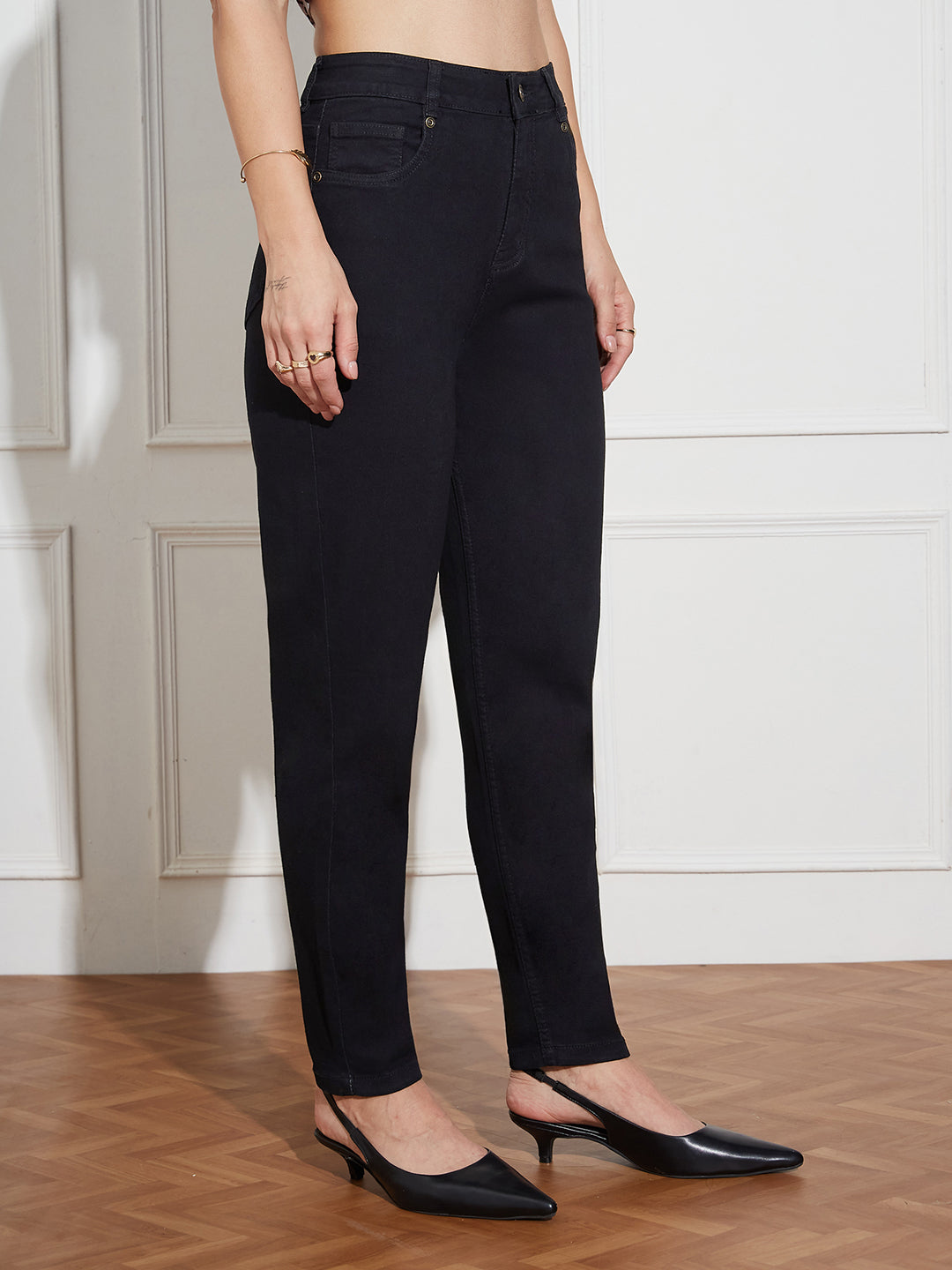 Women's Black High Rise Clean Look Regular-Length Stretchable Denim Mom Jeans