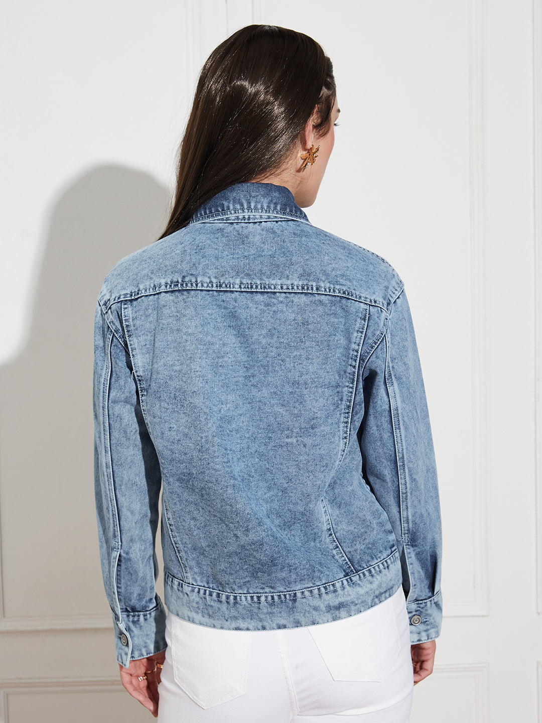 Women's Light Blue Collared Full Sleeve Solid Classic Regular Length Denim Jacket
