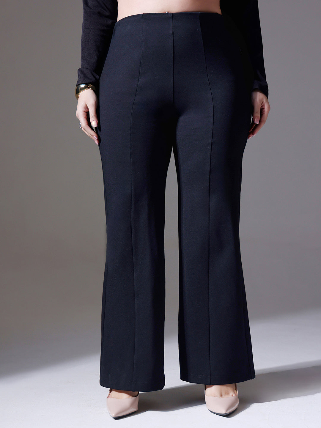 CHASEshape™ Light-Shaping Straight-Fit High-Rise Black Denim Jeans