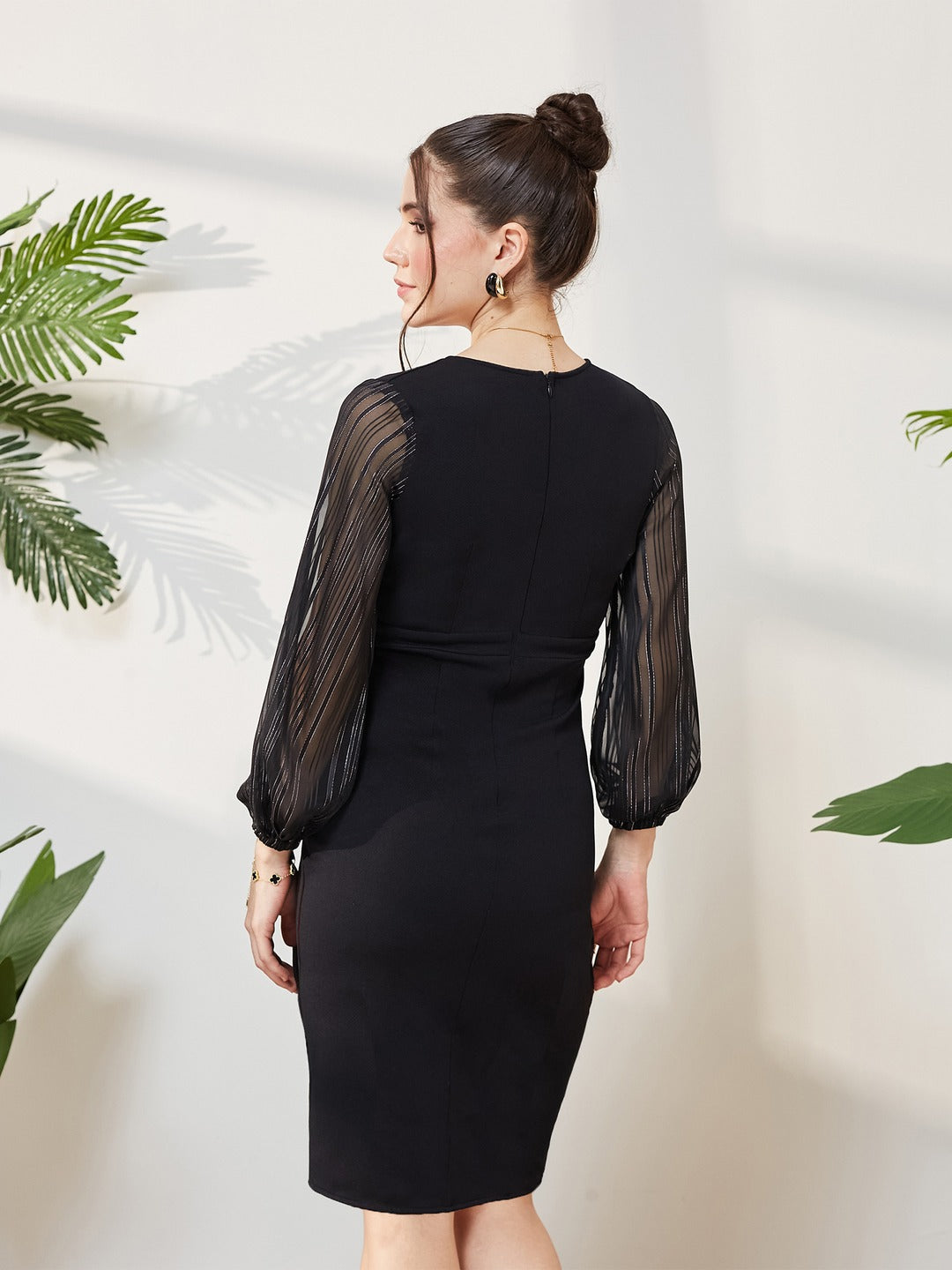 Black Solid V Neck Bishop Sleeves Front Pocketed Polyester Wrap Knee-Length Dress for Women
