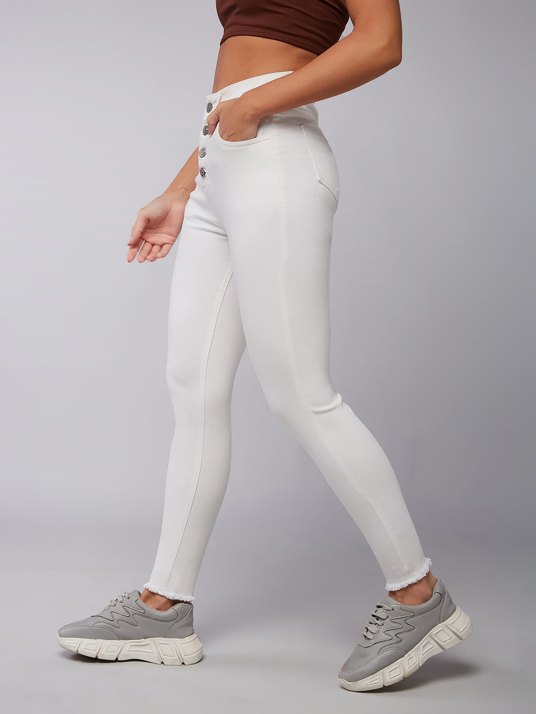 Women's White Skinny-Fit High-Rise Cropped Raw Edge Detailing Stretchable Denim Jeans