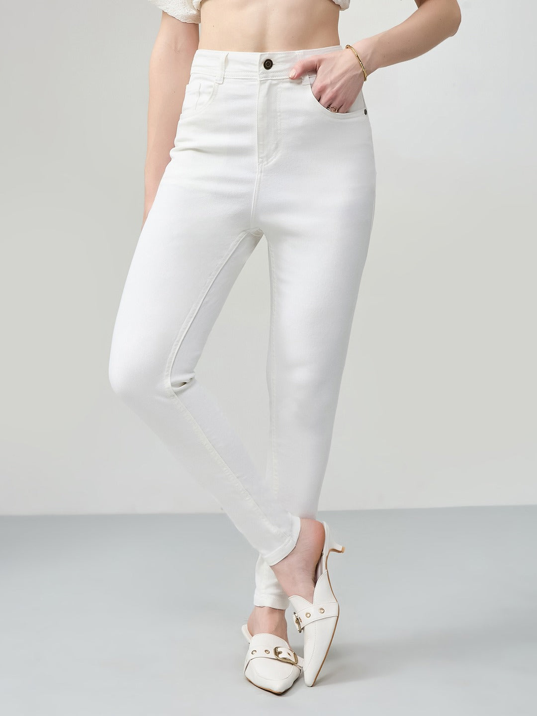 White Skinny high-rise Bleached Stretchable Denim Jeans for Women