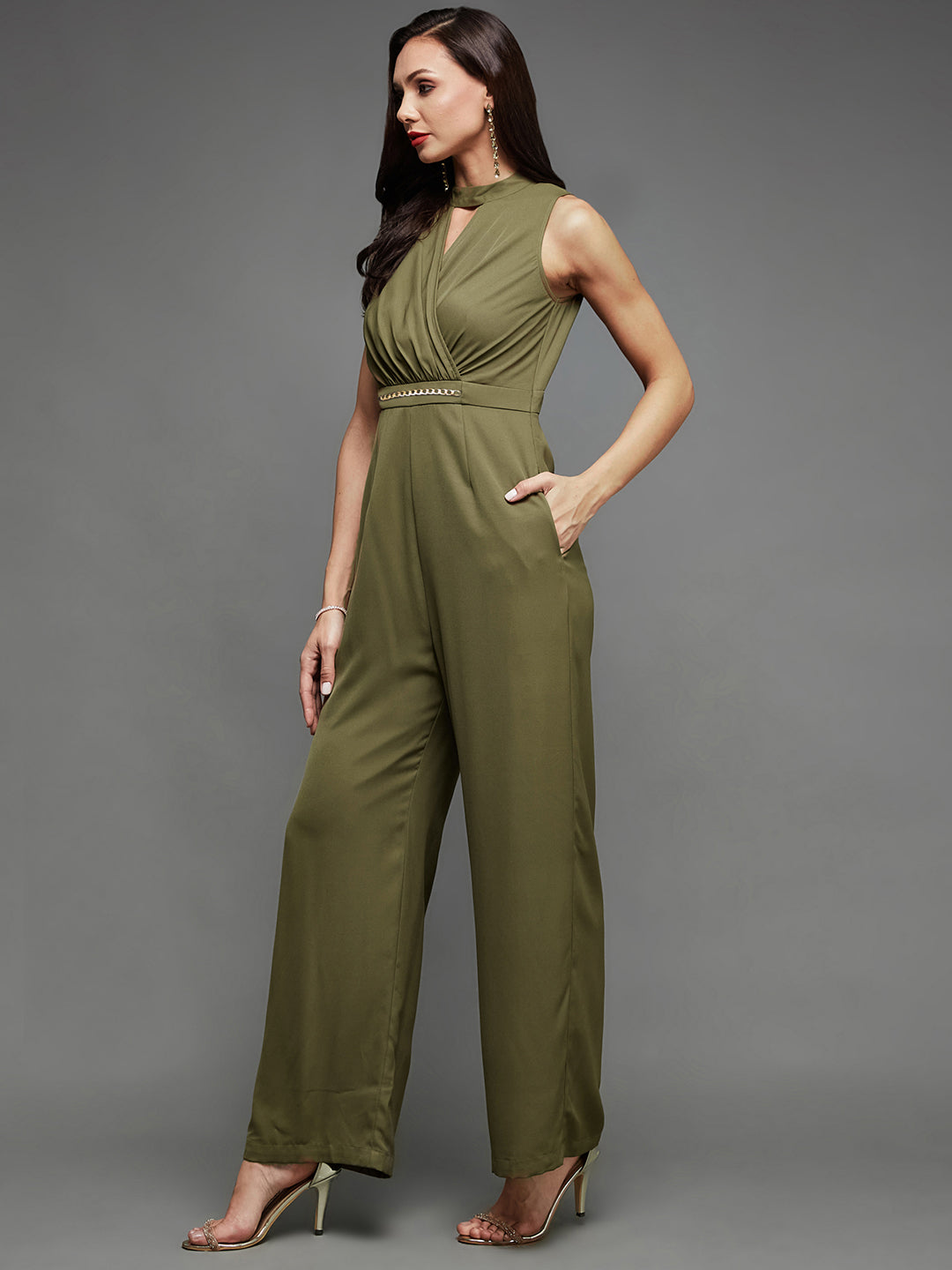 Women's Olive Solid Keyhole Neck Sleeveless Side Pocketed Crepe Wrap Regular-Length Jumpsuit