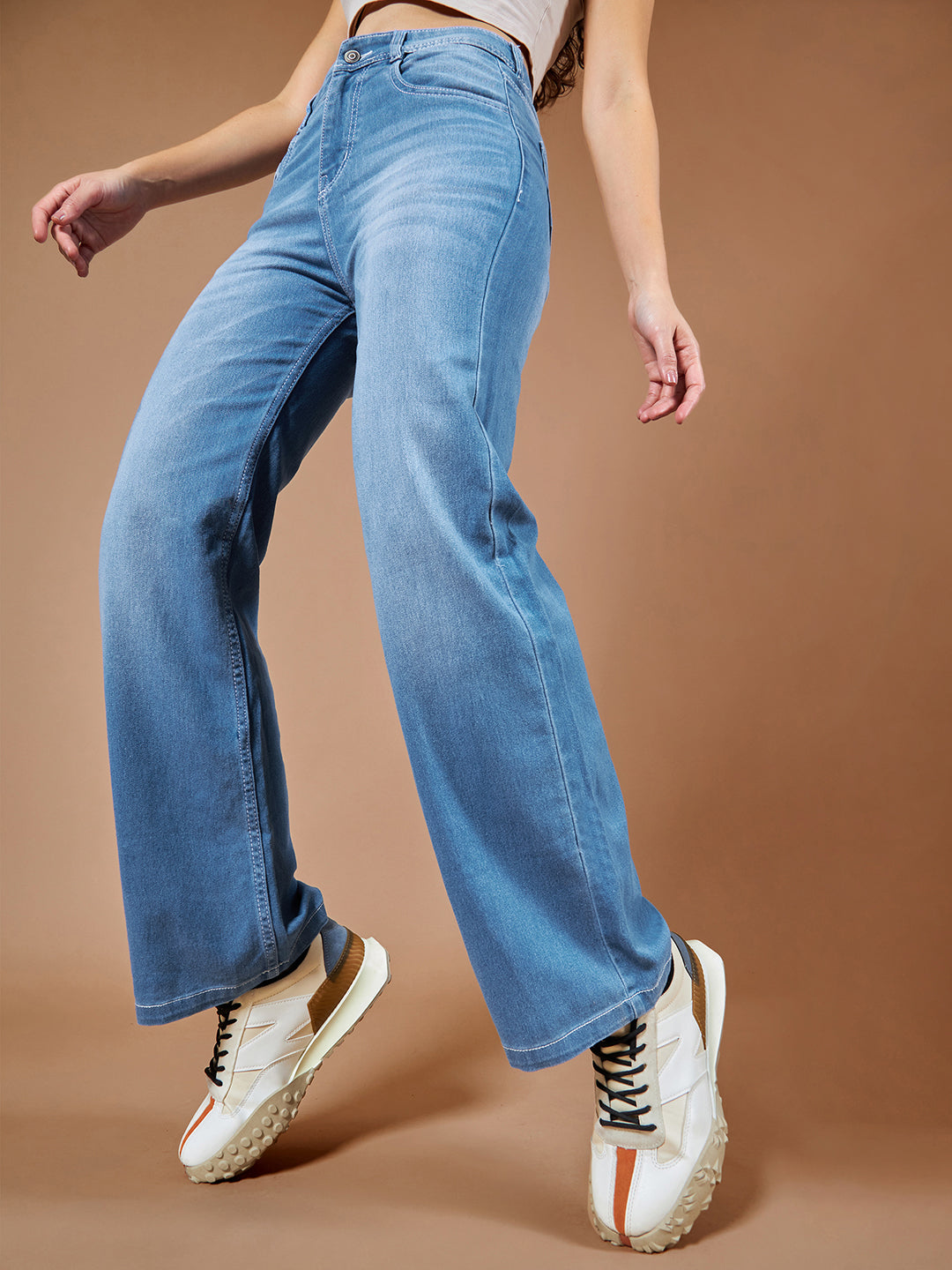 24/7 Comfort Light Blue Wide-Leg Mid-Rise Light Weight Denim Jeans