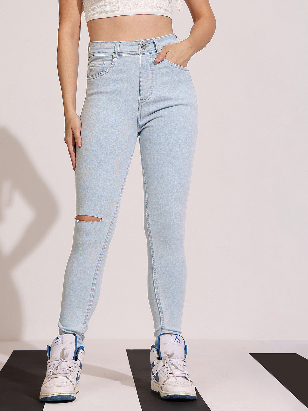 Women's Light Blue Skinny High-Rise Distressed Regular Denim Jeans