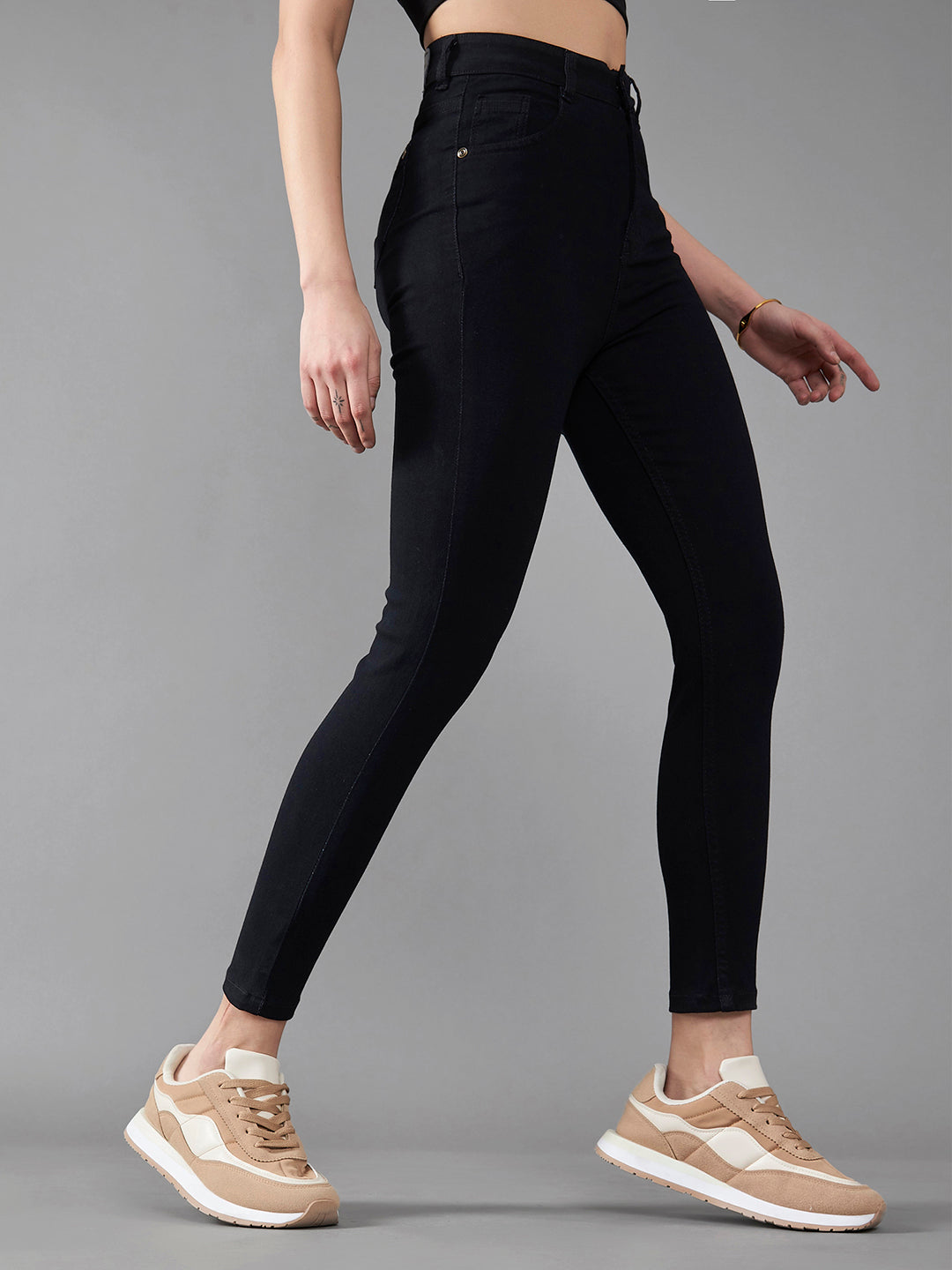 24/7 Comfort Black Skinny-Fit High-Rise Cropped-Length Stretchable Denim Jeans