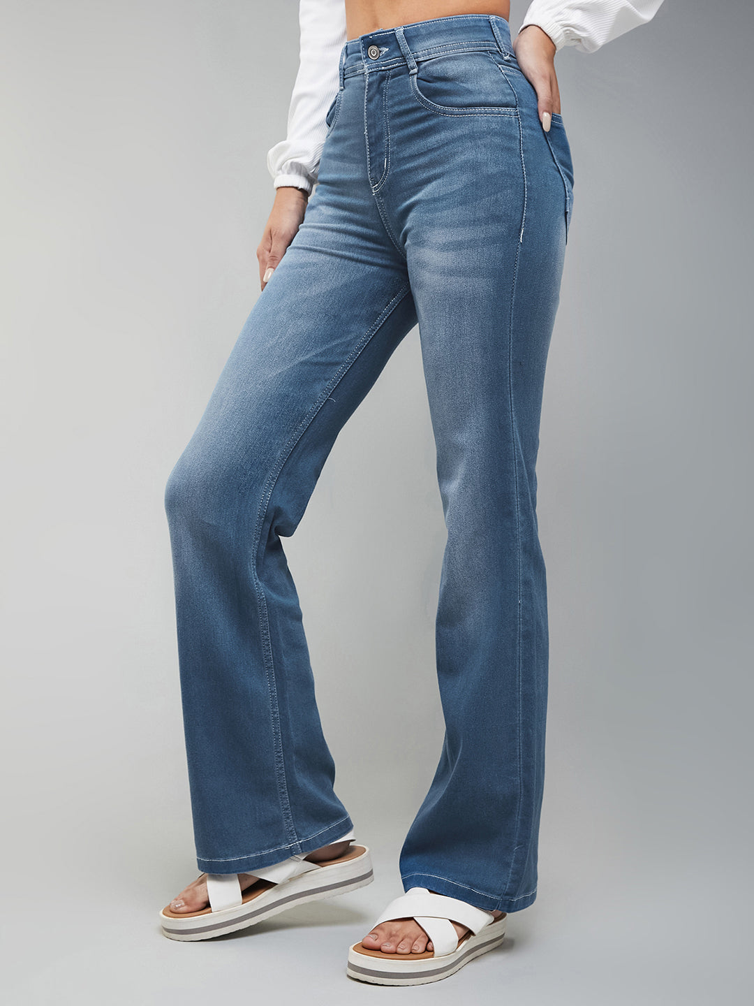 24/7 Comfort Light Blue Wide-Leg Mid-Rise Light weight Denim Jeans