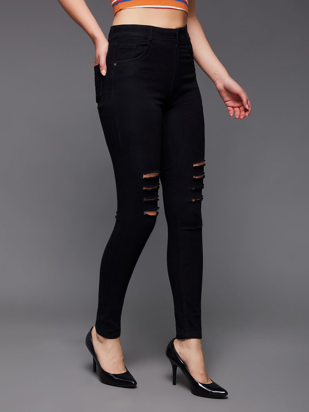 Women's Black Slim-Fit High-Rise Mild-Distressed Ripped Denim Stretchable Jeans