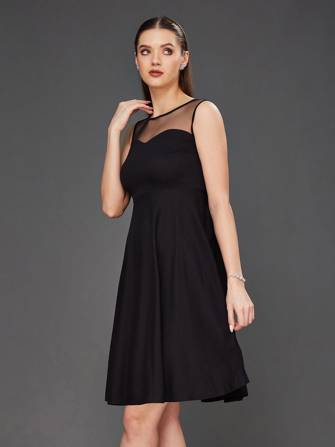 Women's Black Round Neck Sleeveless Back Cut Out Bow Mini Skater Dress