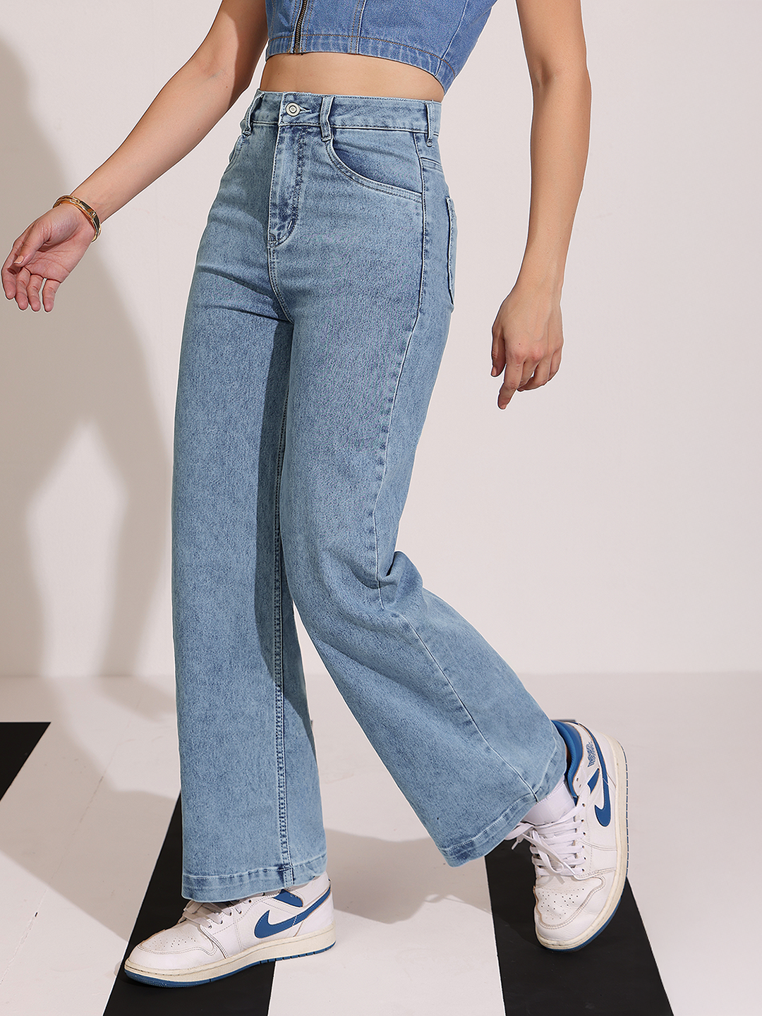 Women's Light Blue Wide-Leg High Rise Clean Look Regular Stretchable Denim Jeans