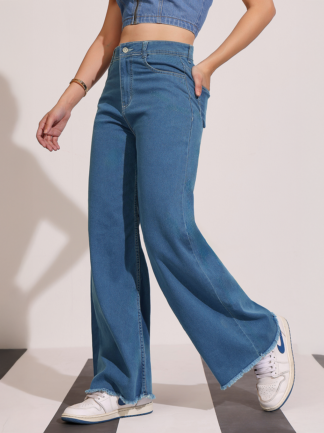 Women's Blue Wide-Leg High-Rise Clean-Look Regular-Length Stretchable Denim Jeans
