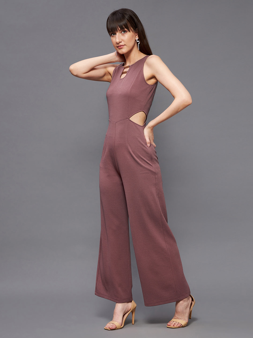 Crease Ease Women's Mauve Round Sleeveless Polyester Solid Waist Cut-Out Regular Jumpsuit