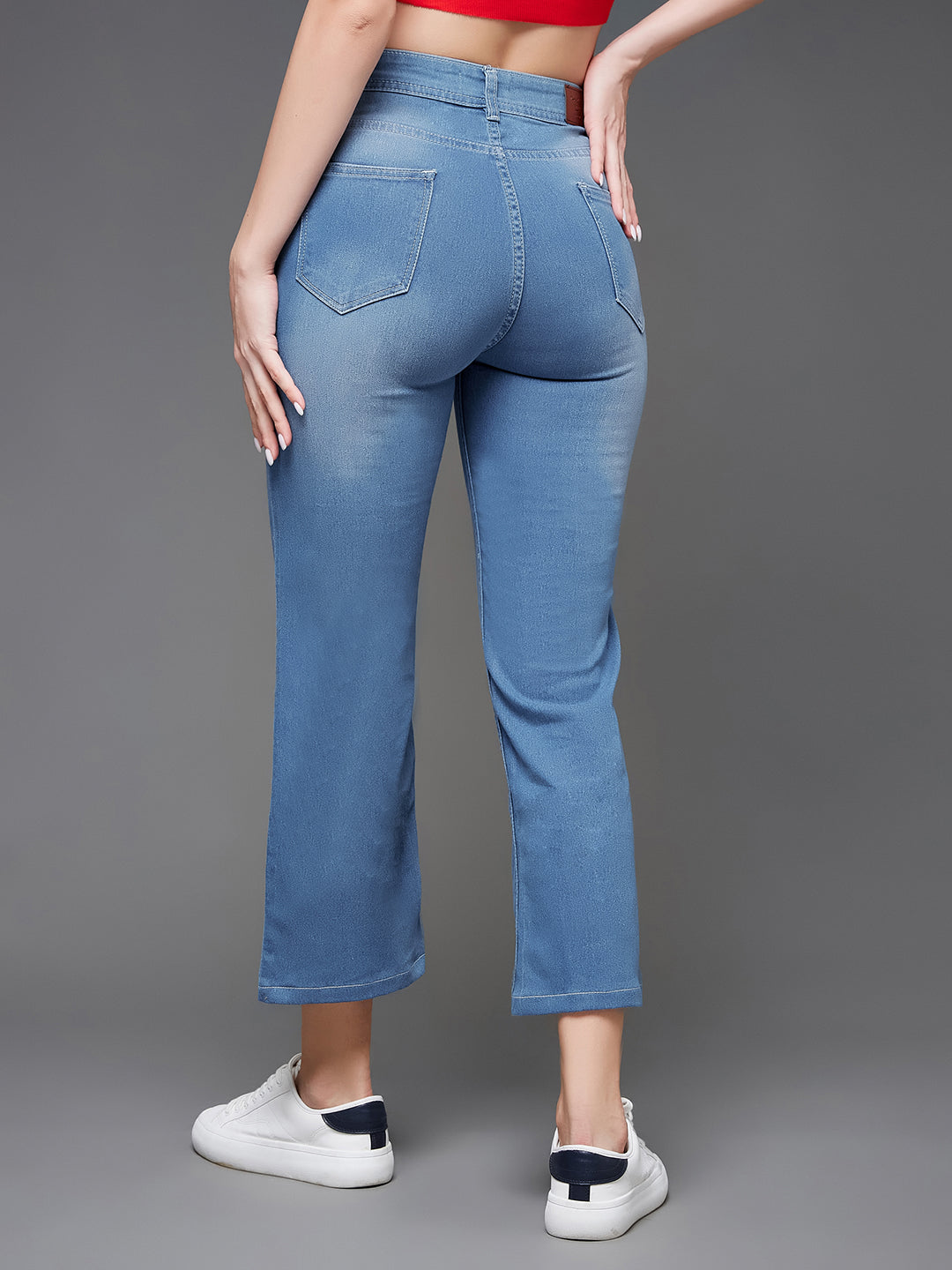 24/7 Comfort Light Blue Relaxed Mid-Rise Stretchable Denim Jeans