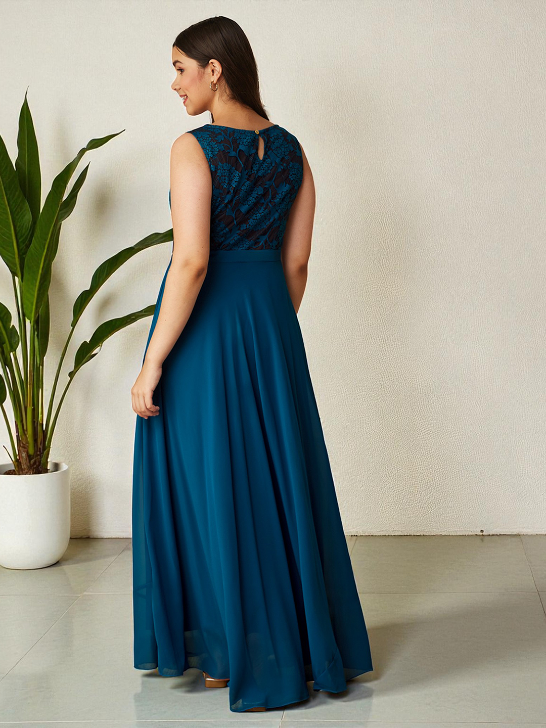 Royal Blue Round-Neck Sleeveless Floral Lace-Overlaid Fit & Flare Georgette Maxi Dress for Girls/Teenagers for Women — Mizuki