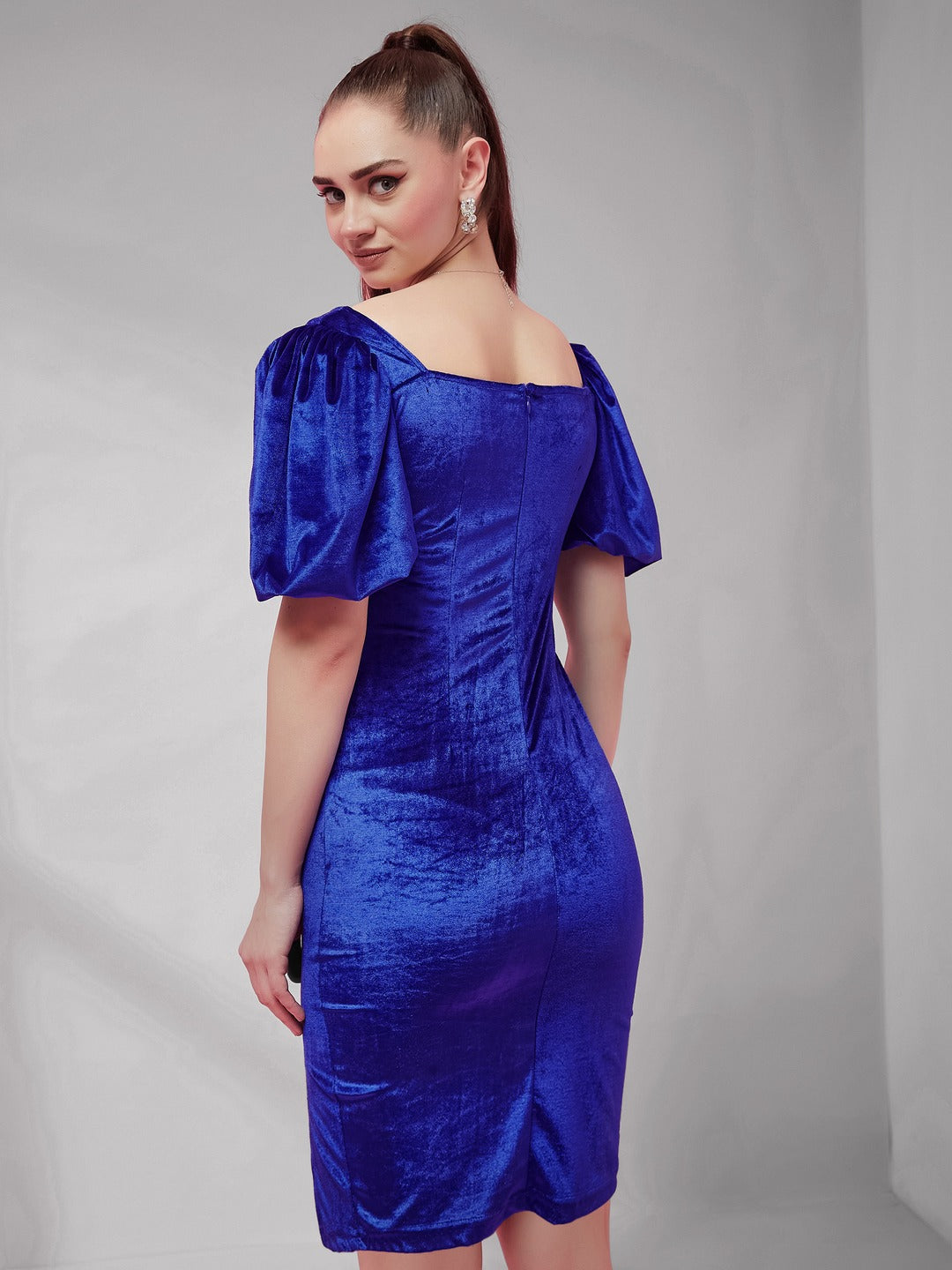 Royal Blue-Colored Sweetheart Neck Half Sleeve Solid Bodycon Knee-Long Velvet Dress for Women