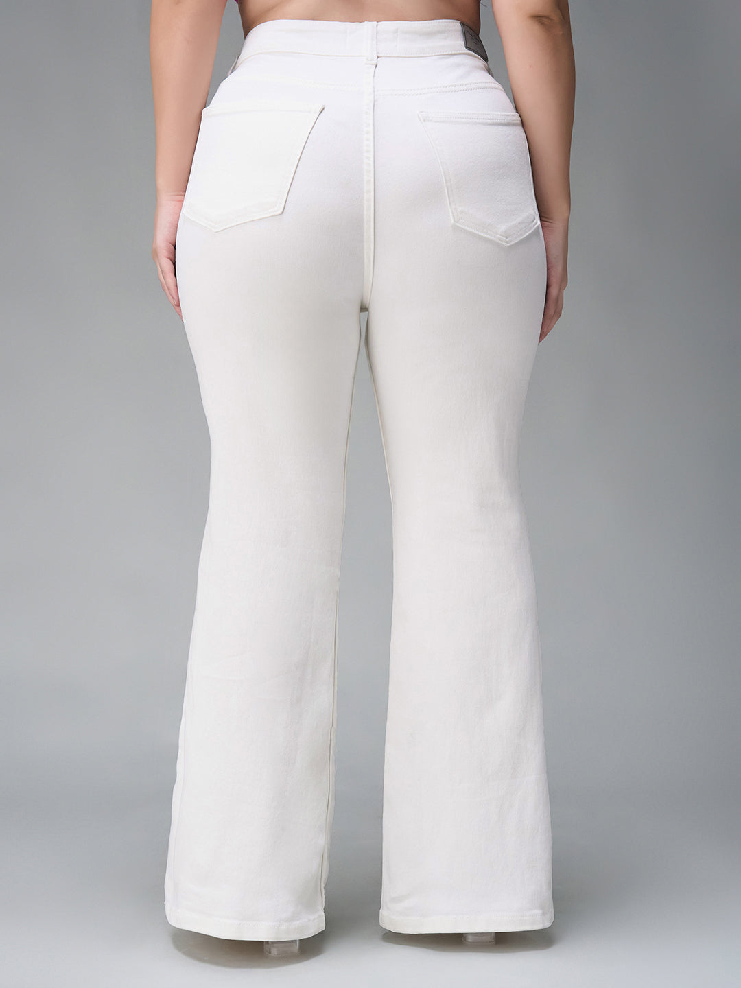 CHASEstretch™ White Bootcut High-Rise Clean Look Regular Stretchable Denim Jeans