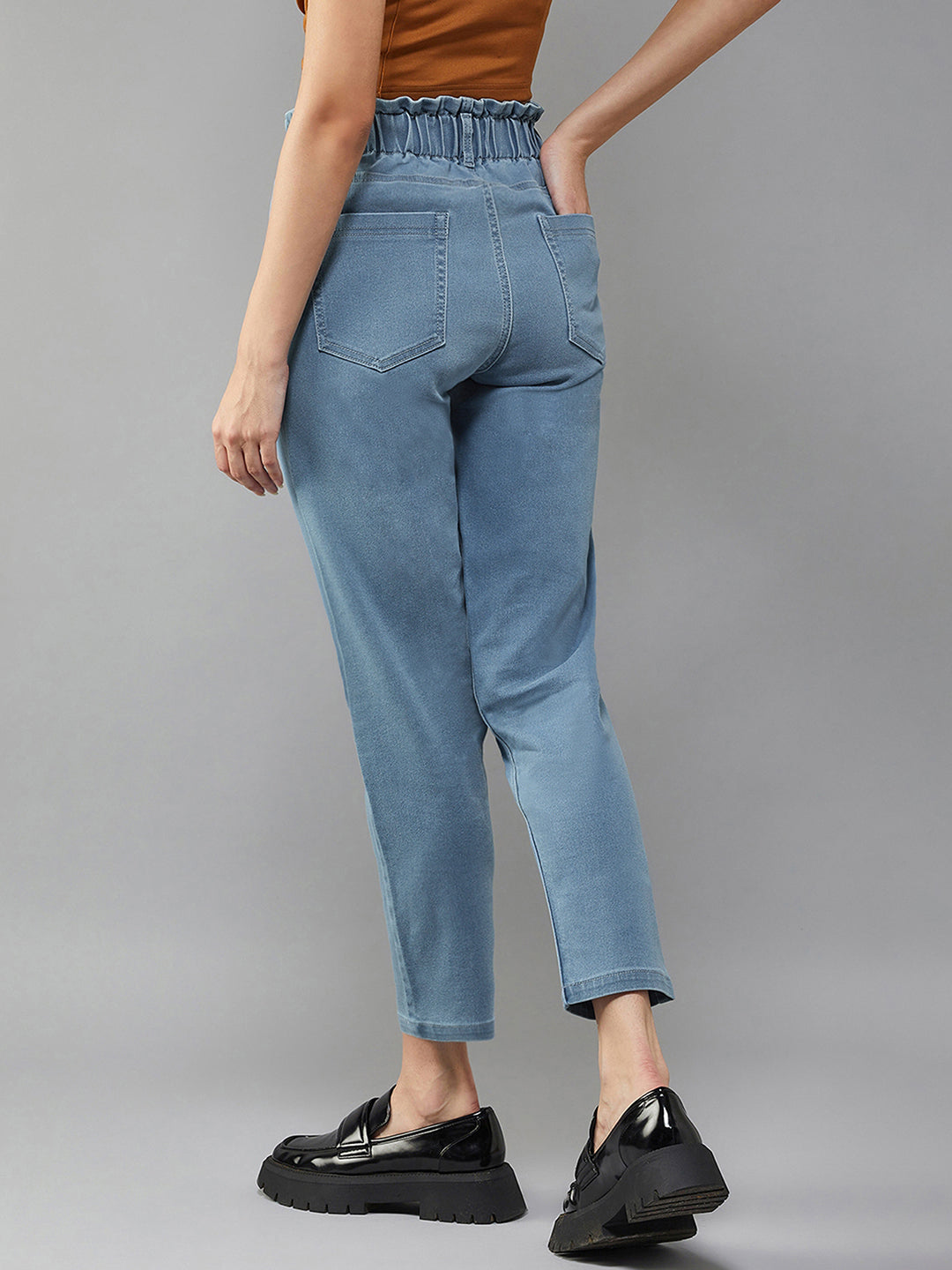 Women's Blue Tapered Fit High-Rise Stretchable Denim Jeans