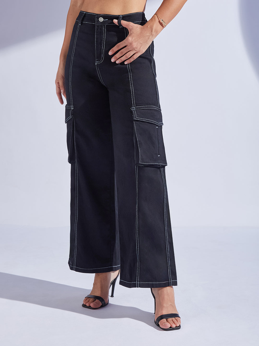 Women's Black Wide-Leg High-Rise Stretchable Patch-Pocketed Denim Jeans
