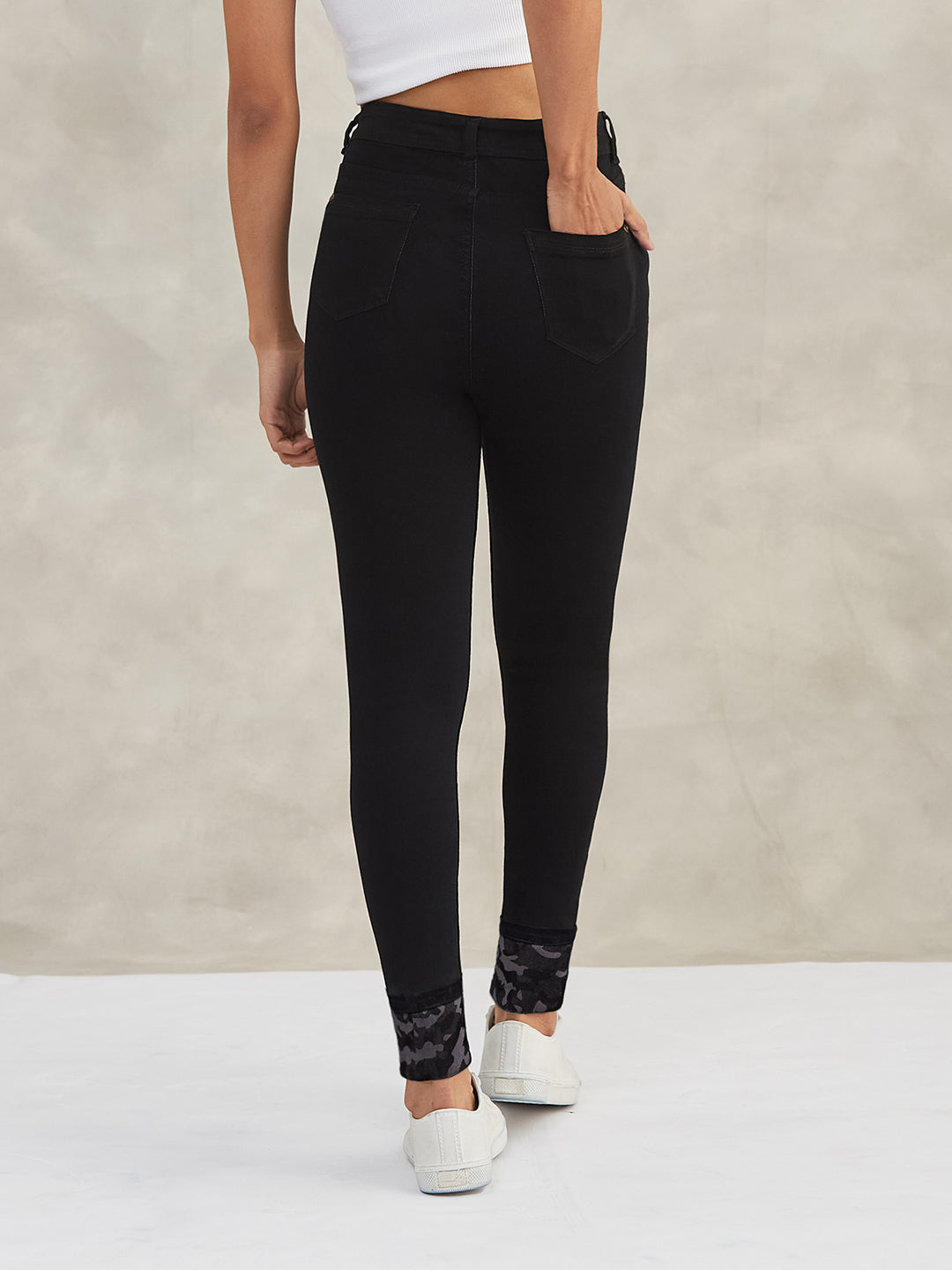 Women's Black High-Rise Slim-Fit Stretchable Denim Jeans