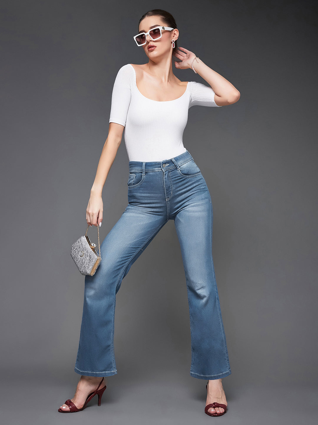 24/7 Comfort Women's Light Blue Wide-Leg Mid-Rise Light weight Denim Jeans