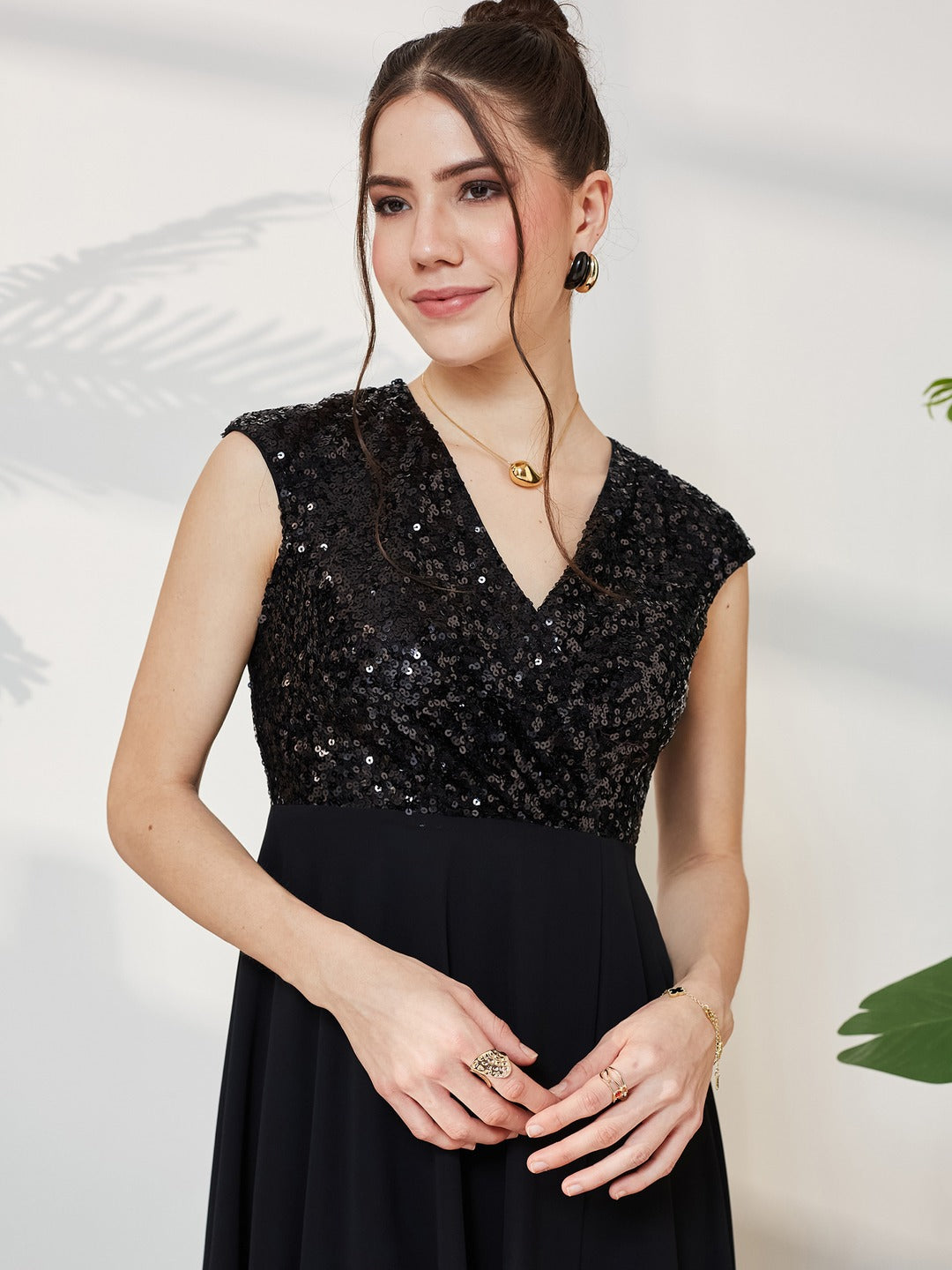 Black V-Neck Cap Sleeved Solid Wrap Maxi Dress for Women