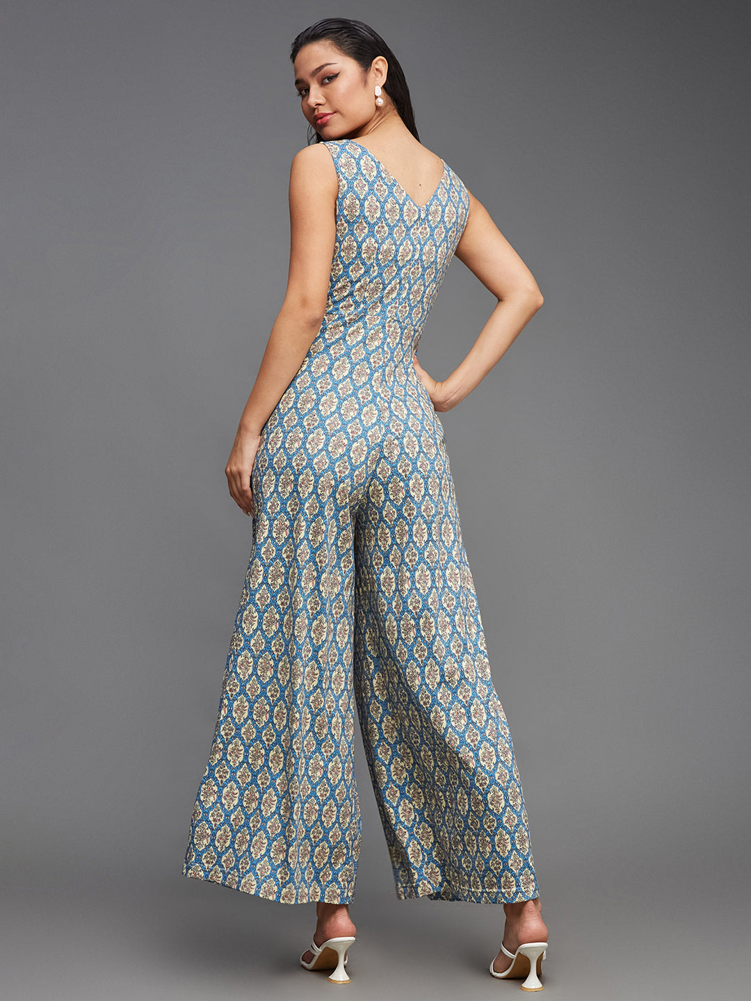 Women's Multicolored-Base-Off White Boat Neck Sleeveless Bohemian-Patterned Pleated Pure Cotton Regular-Length Jumpsuit